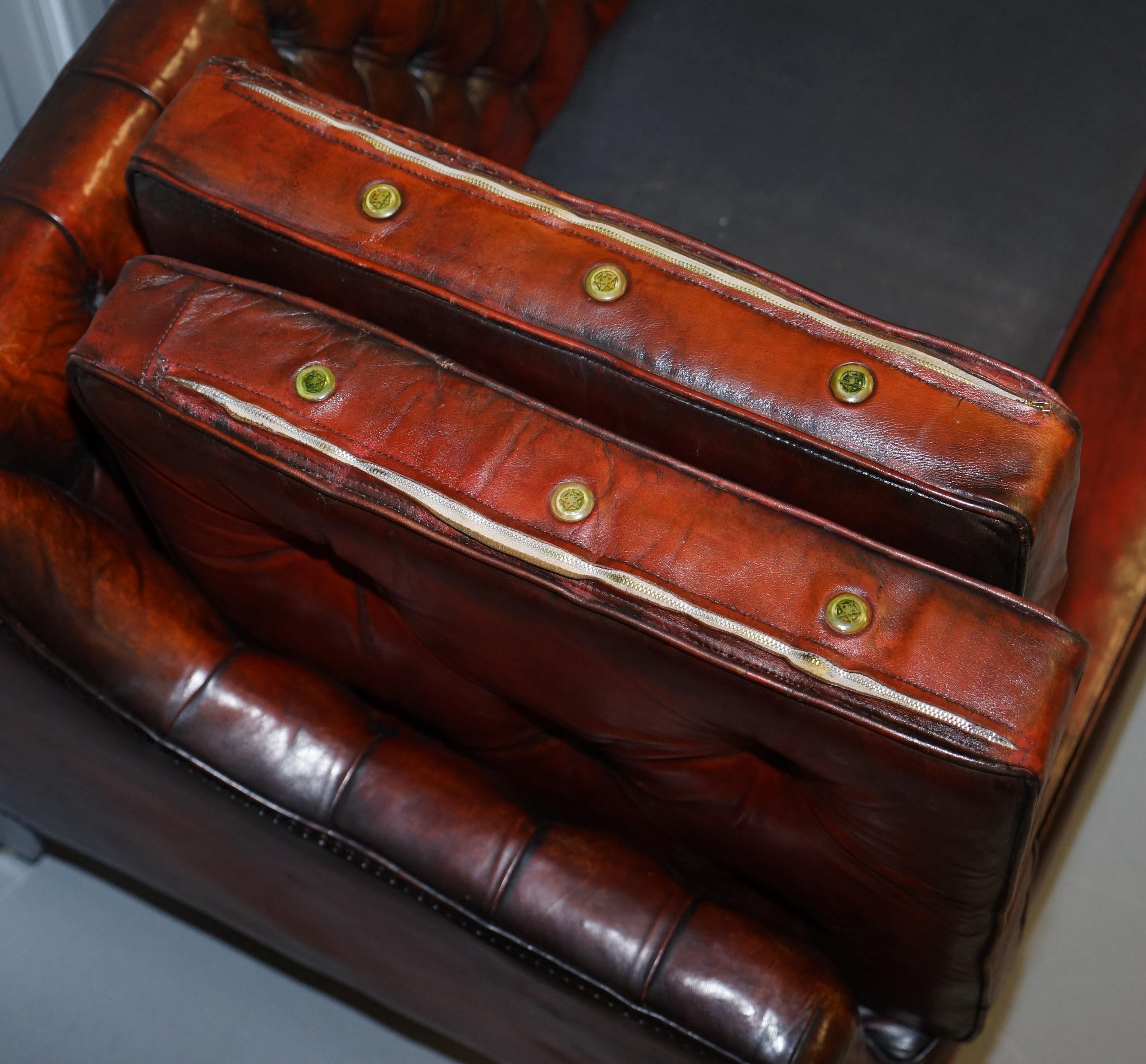 Fully Restored Whisky Brown Leather Lutyen's Viceroy Sofa, circa 1900  For Sale 11