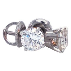 Clous d'oreilles panier à 4 griffes en or blanc 14 carats avec diamants 1,35 carat 'H-I, SI2-SI3'