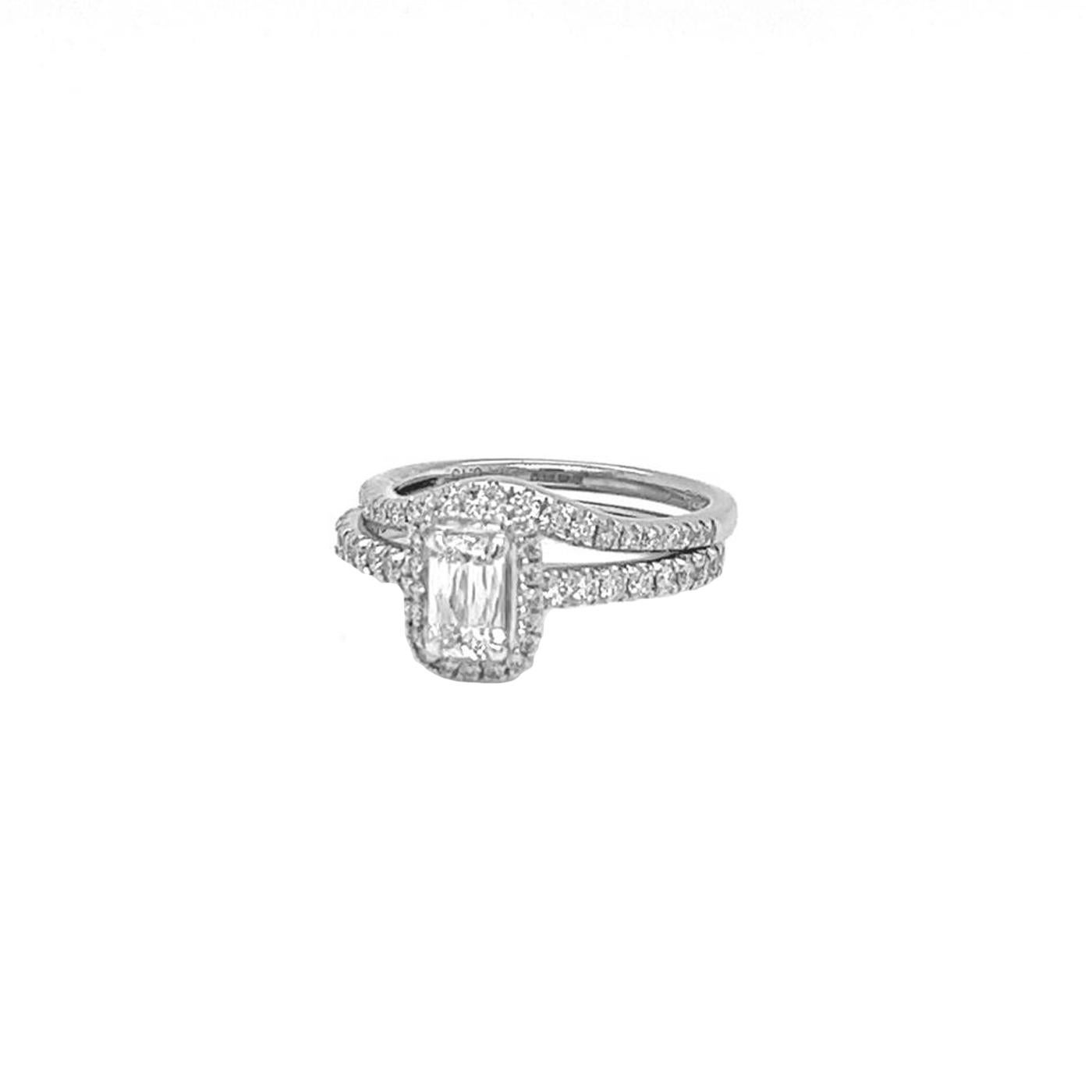 Women's 1.35ct Emerald-Cut Diamond with Pave Diamonds D/E VS1 Platinum Fancy Ring For Sale