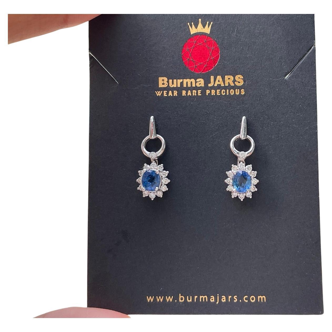 Orecchino a goccia con zaffiro birmano non riscaldato da 1,35 carati

Caratteristiche :

Gemma principale - Zaffiro birmano non riscaldato

Peso totale dei carati (2 pezzi) - 1,35Ct

Misure delle gemme - 5,4x4,5 (mm)

Taglio - Taglio ovale