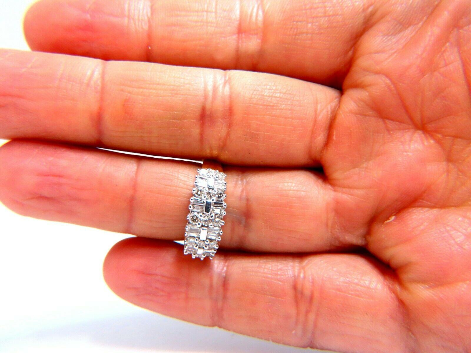 1.35ct Natural Baguette & Rounds Diamonds Band 14kt. In New Condition For Sale In New York, NY