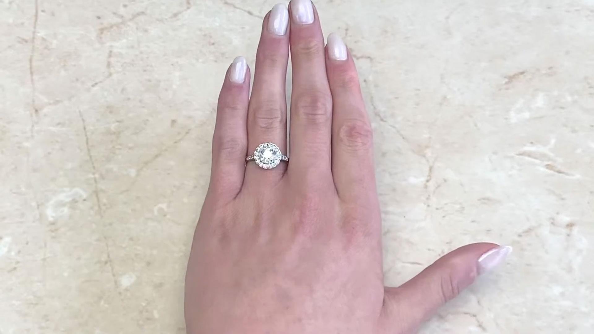 Anillo de compromiso con halo de diamantes talla europea antigua (aprox. 1,30 quilates), platino en venta 2