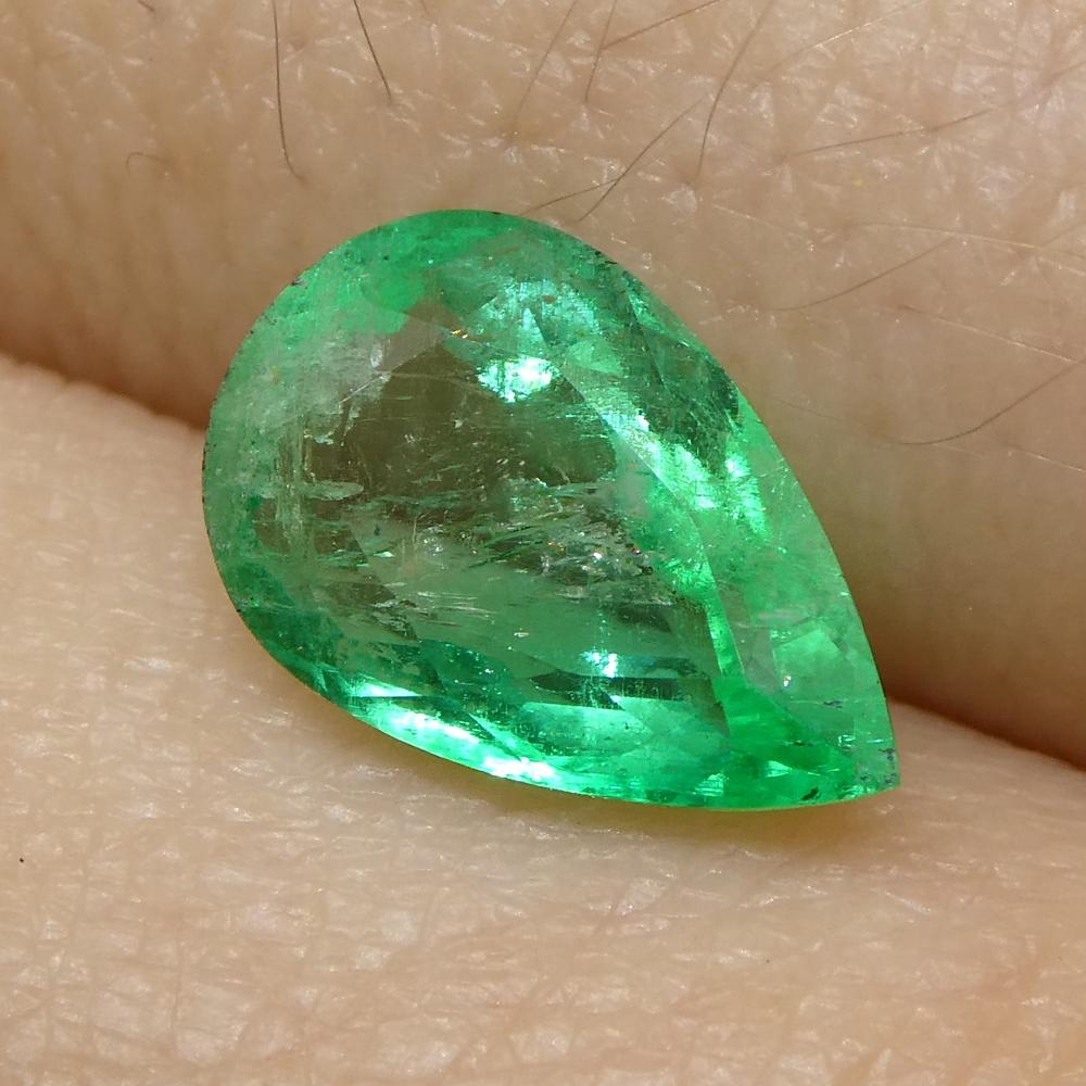 Description:

Gem Type: Emerald 
Number of Stones: 1
Weight: 1.35 cts
Measurements: 9.22x6.03x4.06mm
Shape: Pear
Cutting Style Crown: Brilliant Cut
Cutting Style Pavilion: Modified Brilliant Cut 
Transparency: Transparent
Clarity: Slightly Included:
