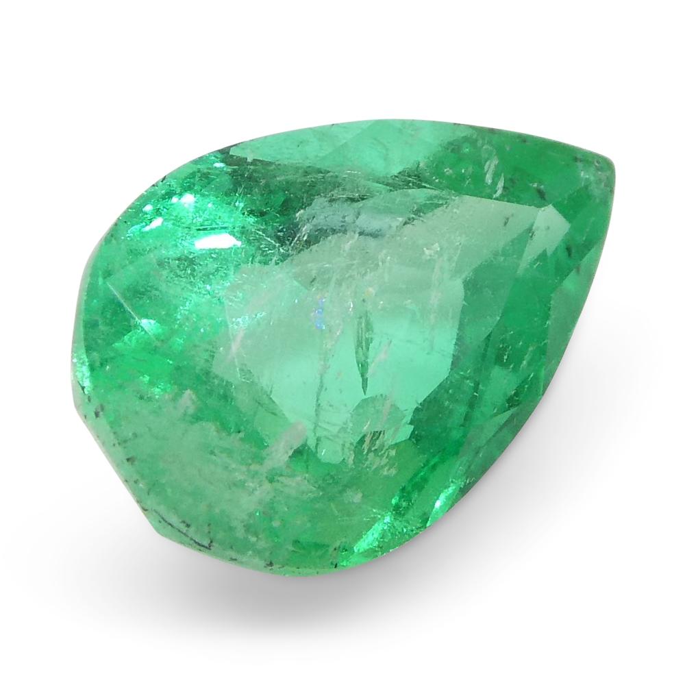 Esmeralda verde pera de 1.35 ct de Colombia Corte brillante en venta