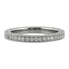 1,35ct Runder Diamant im Brillantschliff Dreiseitiges Pavé Eternity Band aus Platin