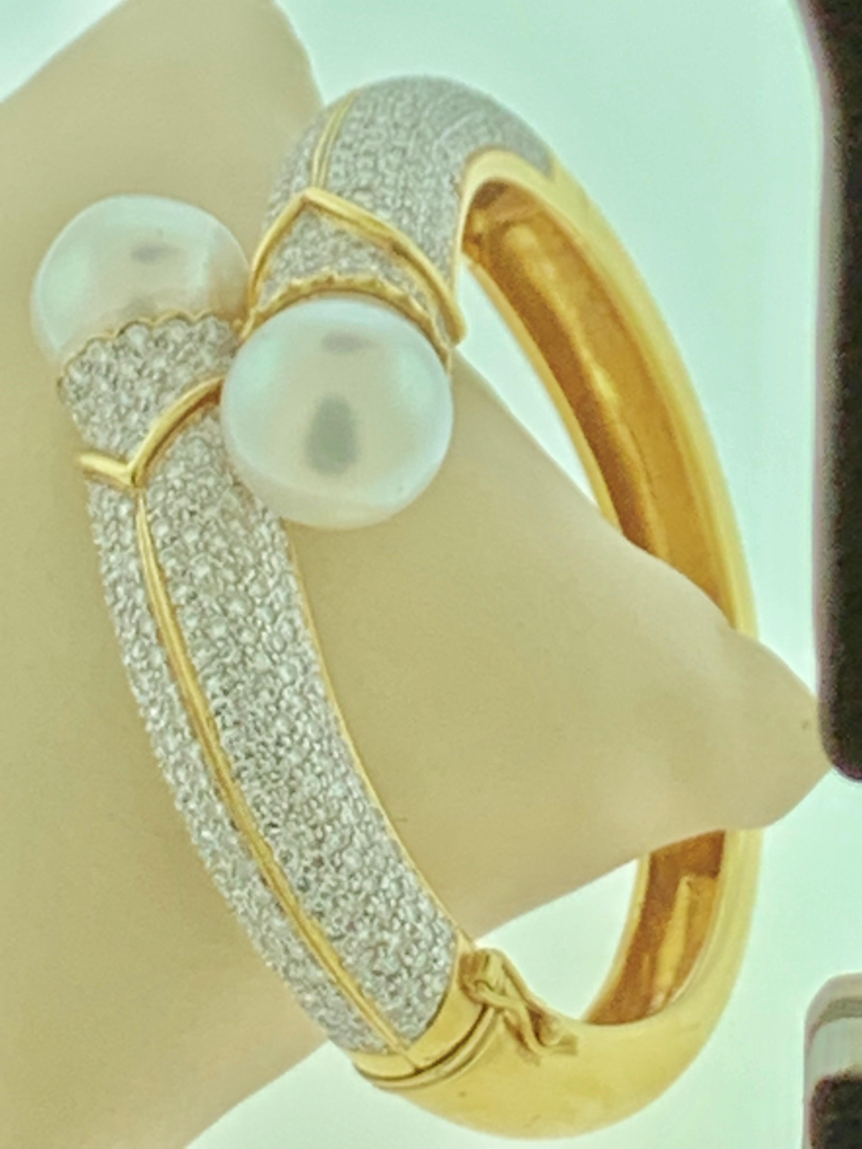 South Sea Pearl and 8 Carat Diamond Bangle in 18 Karat Yellow Gold Estate For Sale 3