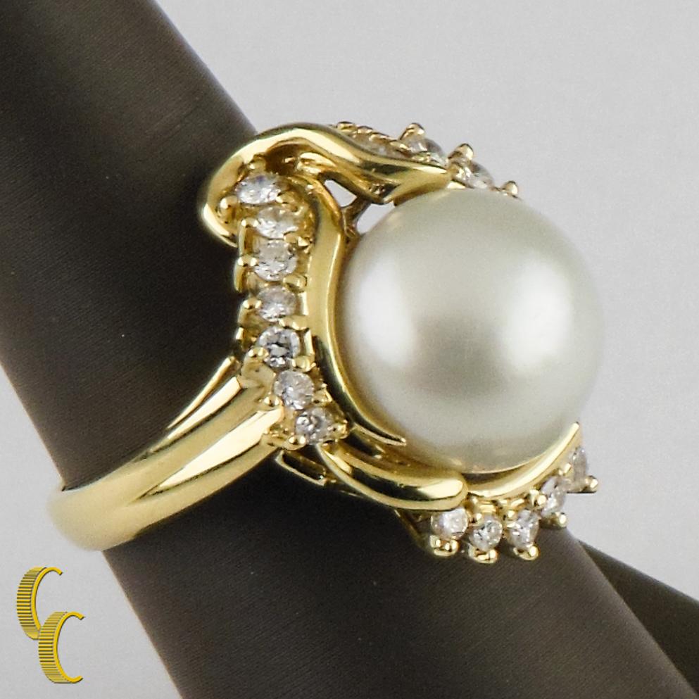 Round Cut South Sea Pearl and Diamonds Ring Set in 18 Karat Yellow Gold