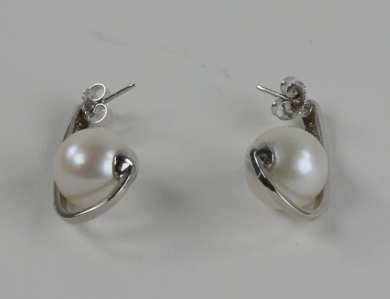 South Sea Pearl Diamond White Gold Heirloom Quality Drop Earrings For ...