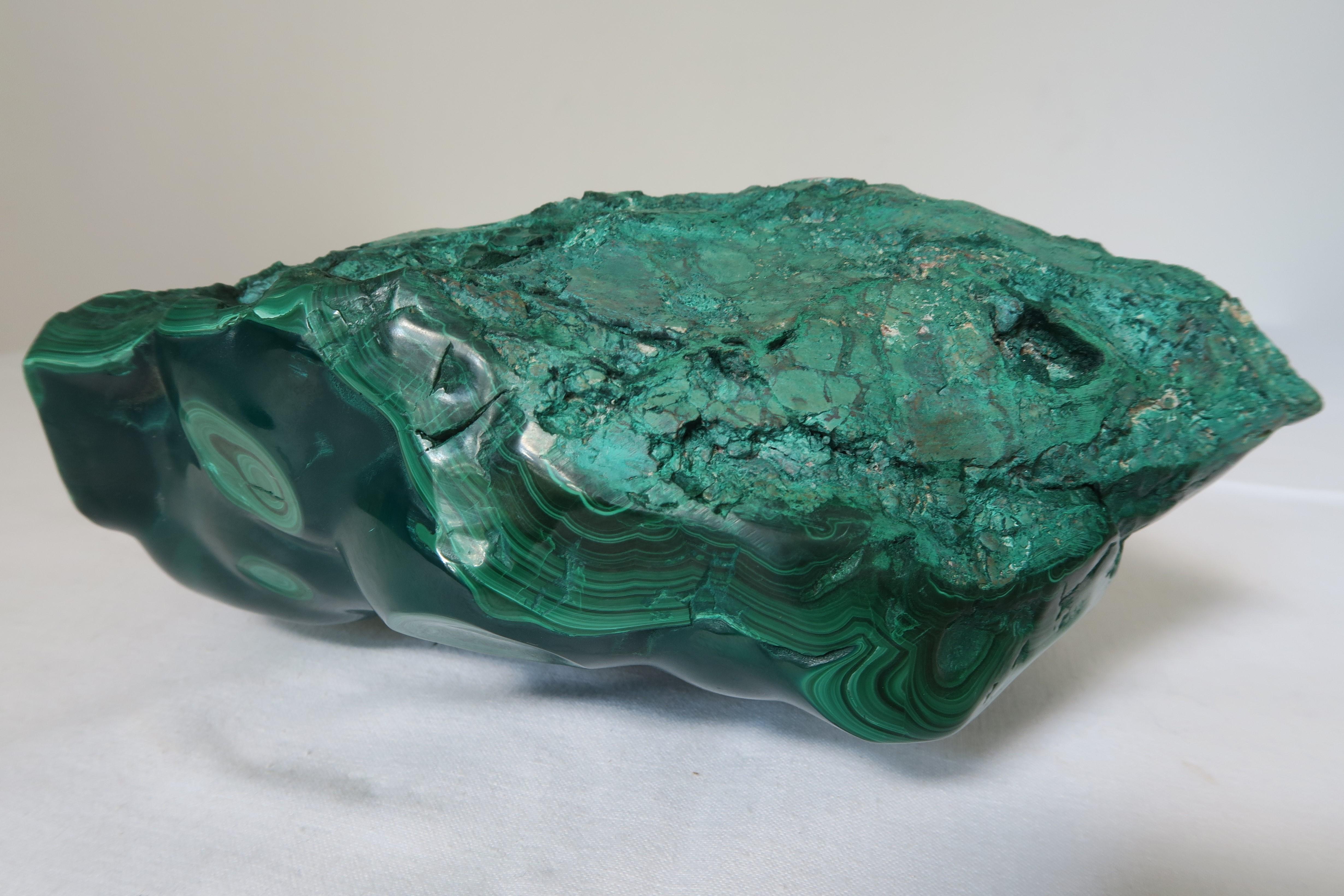 135oz/3.83kg Malachite Stone Beautifully Cut For Sale 3