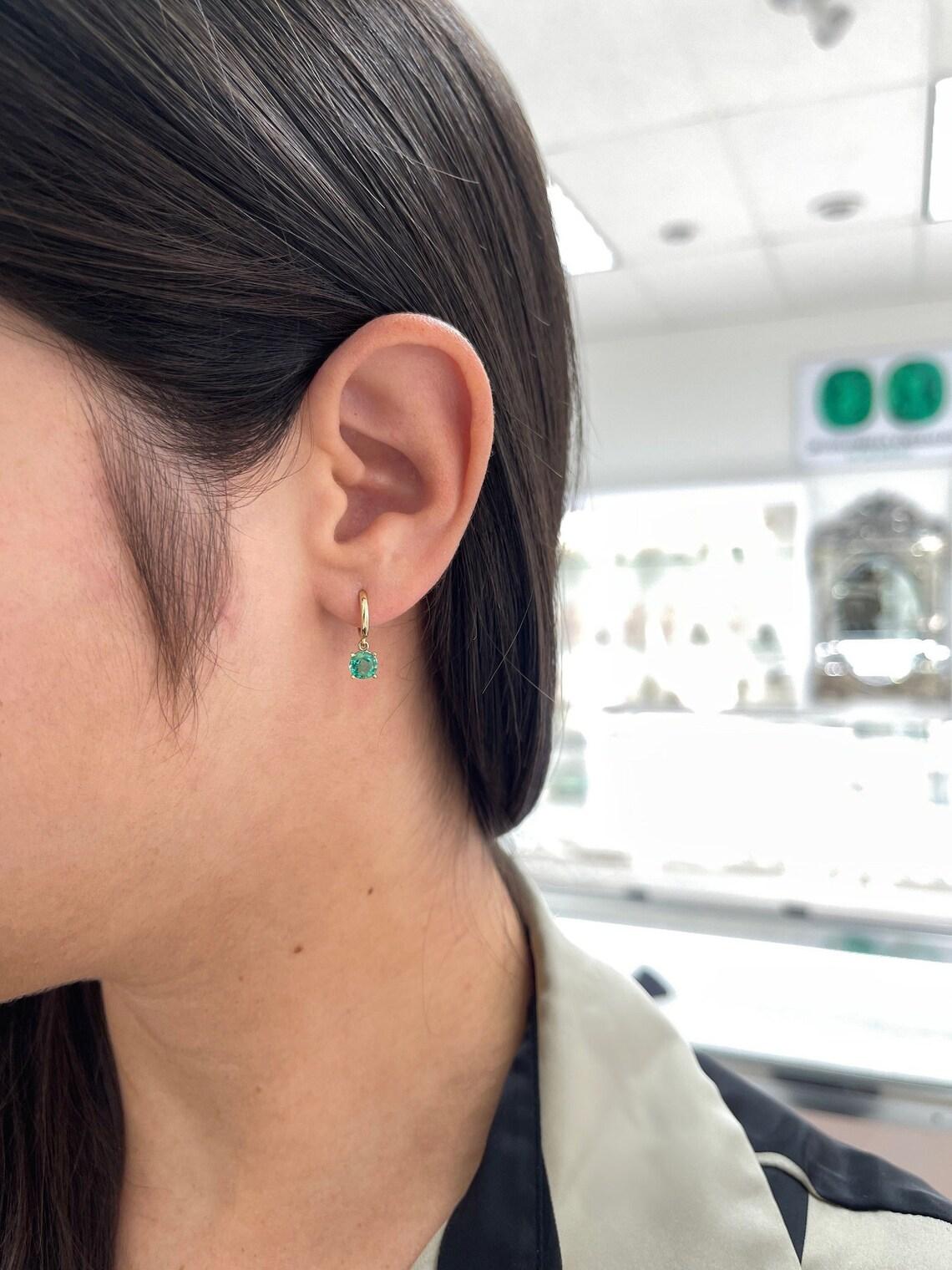 1.35tcw 14K Round Cut Emerald Huggie Dangle Earrings Dark Green Perfect May Gift For Sale 4