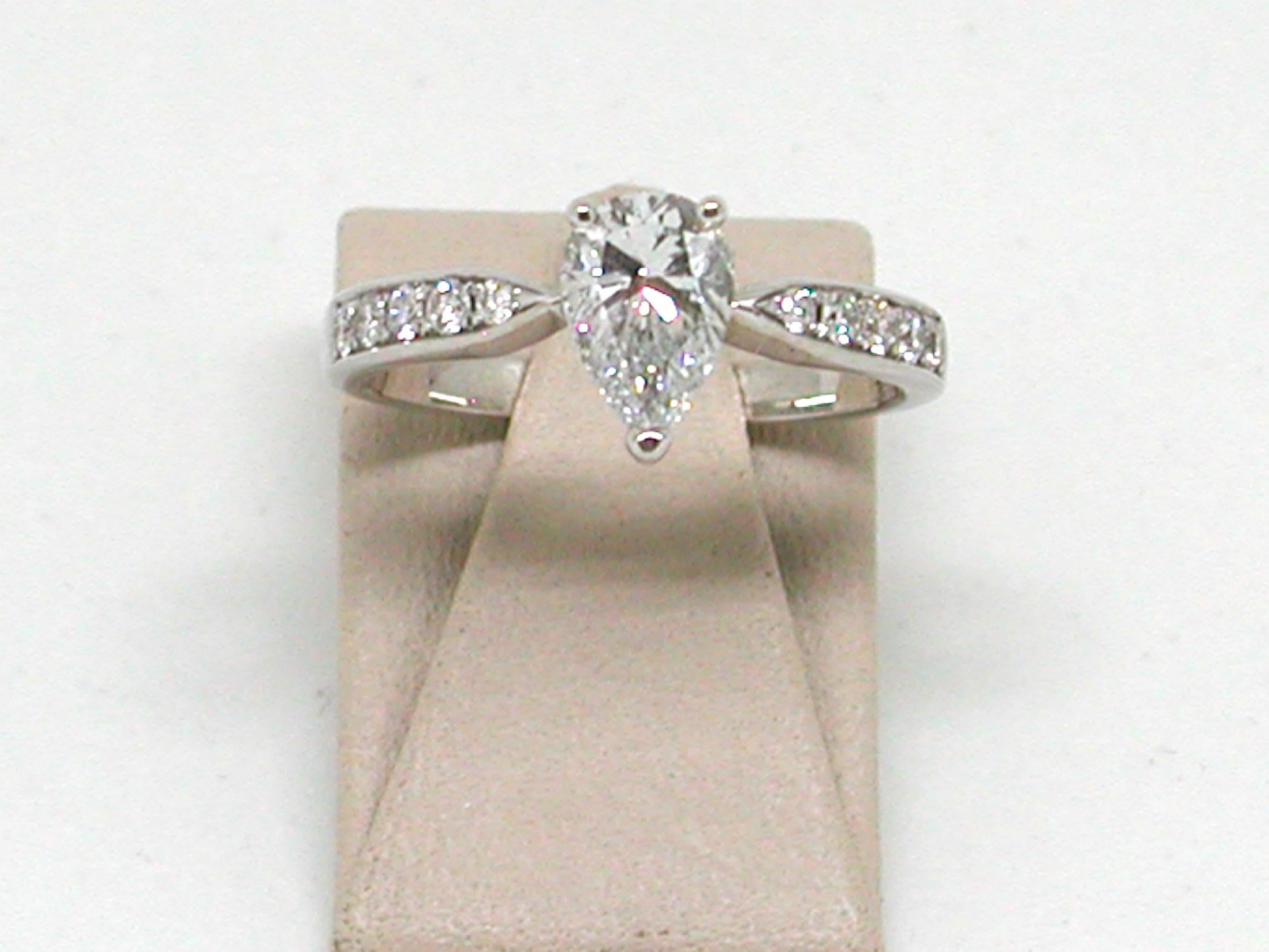 1.36 Carat 18 Karat White Gold Pear Shape Diamond Engagement Ring 1