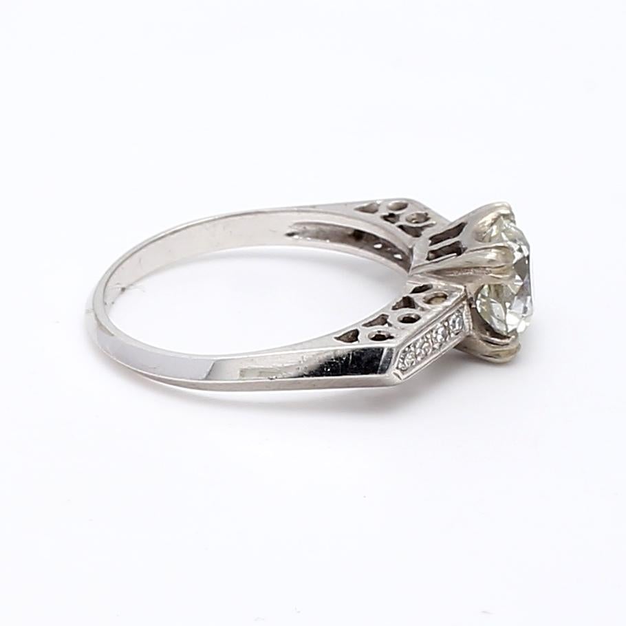 Women's 1.36 Carat Circular Brilliant Cut Diamond 14 Karat White Gold Engagement Ring For Sale