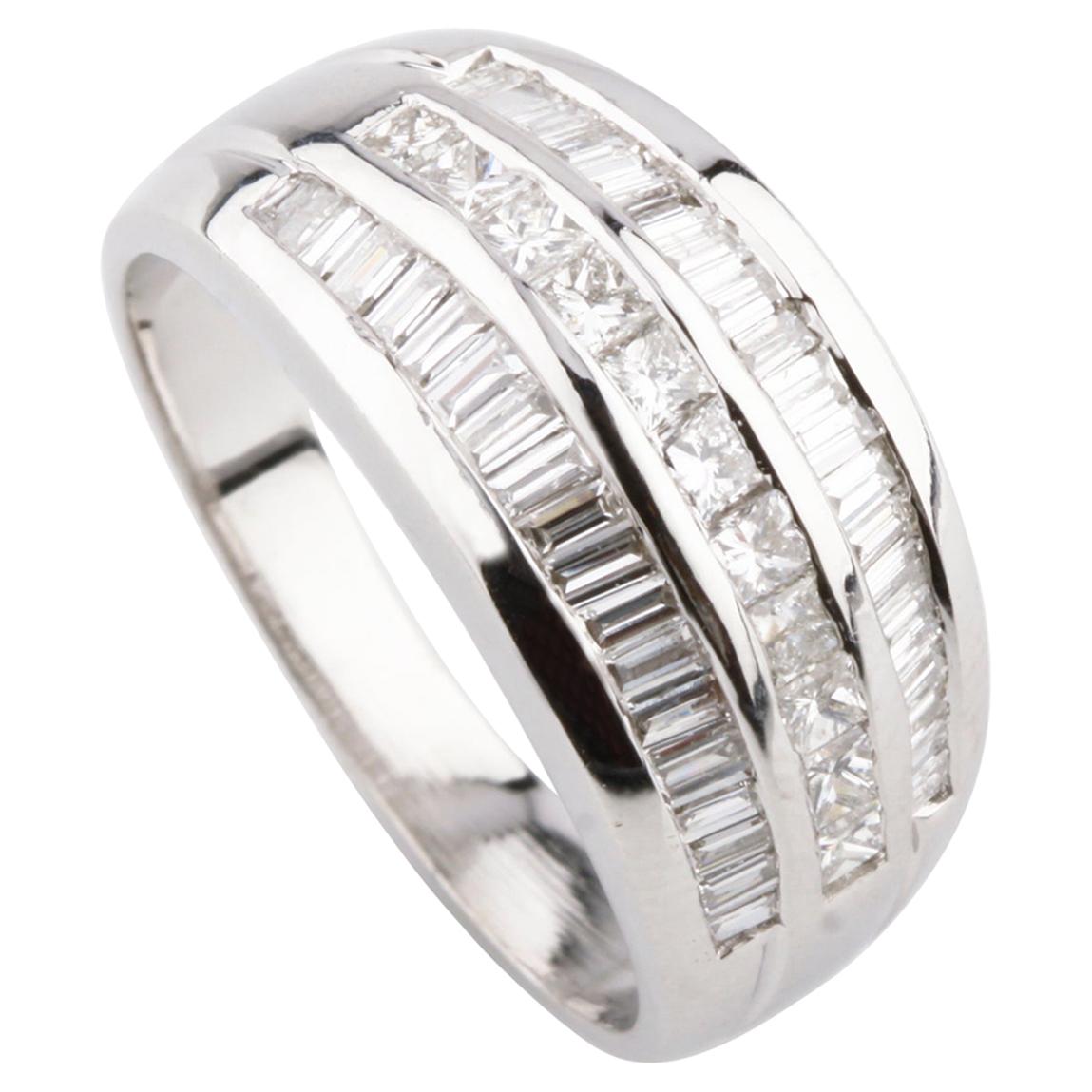 1.36 Carat Diamond Three-Row Band Ring in White Gold For Sale