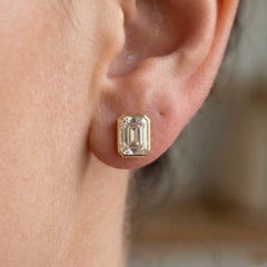 1.36 Carat Emerald Cut G/SI Diamond Solitaire Stud Earrings in 14k Yellow Gold