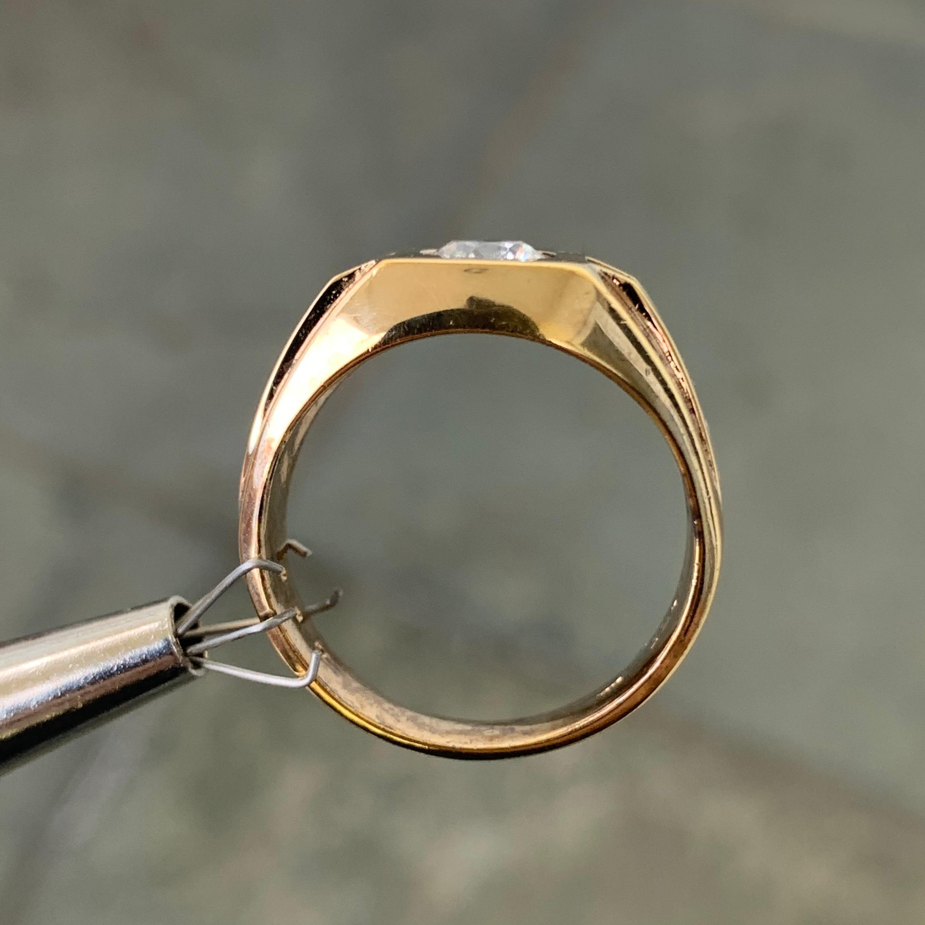 Round Cut 1.36 Carat TW Men's Diamond Ring / Wedding Ring / Band, 14 Karat Gold For Sale