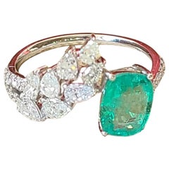 1.36 Carats Zambian Emerald 
Diamonds Cocktail/ Engagement Ring