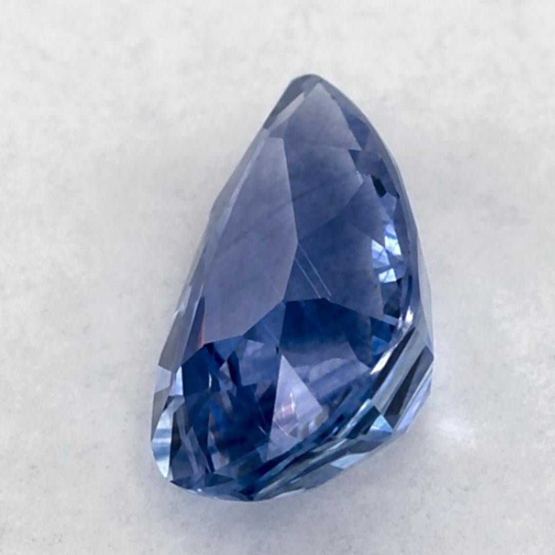 Donna 1.36 carati di zaffiro blu a forma di pera sciolto in vendita