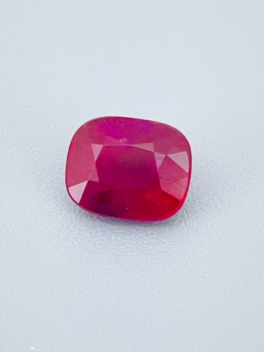 1.36 Ct GIA Certified Natural Unheated Burma Ruby  Pigeon Blood  Color For Sale 2