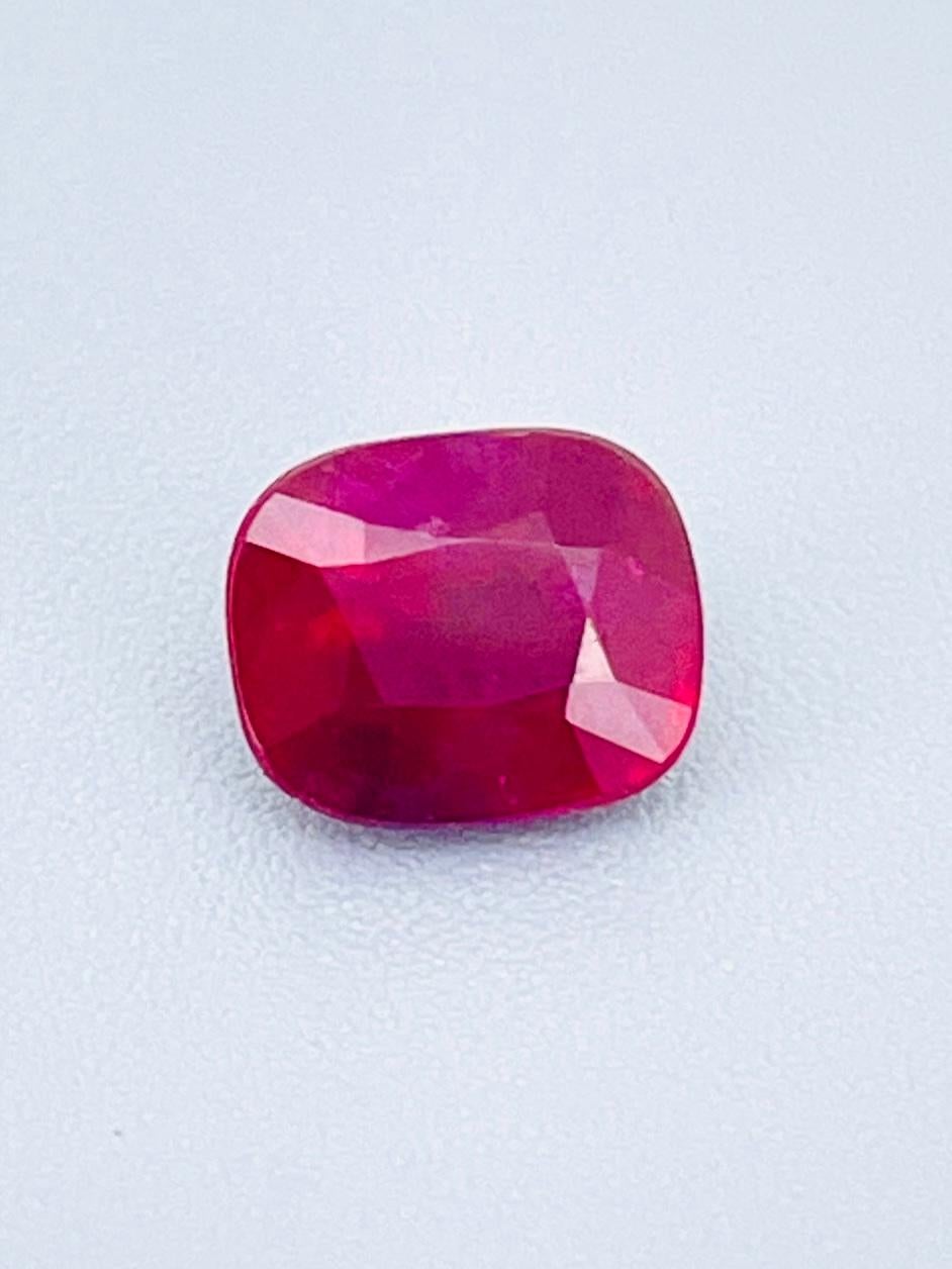 1.36 Ct GIA Certified Natural Unheated Burma Ruby  Pigeon Blood  Color For Sale 4