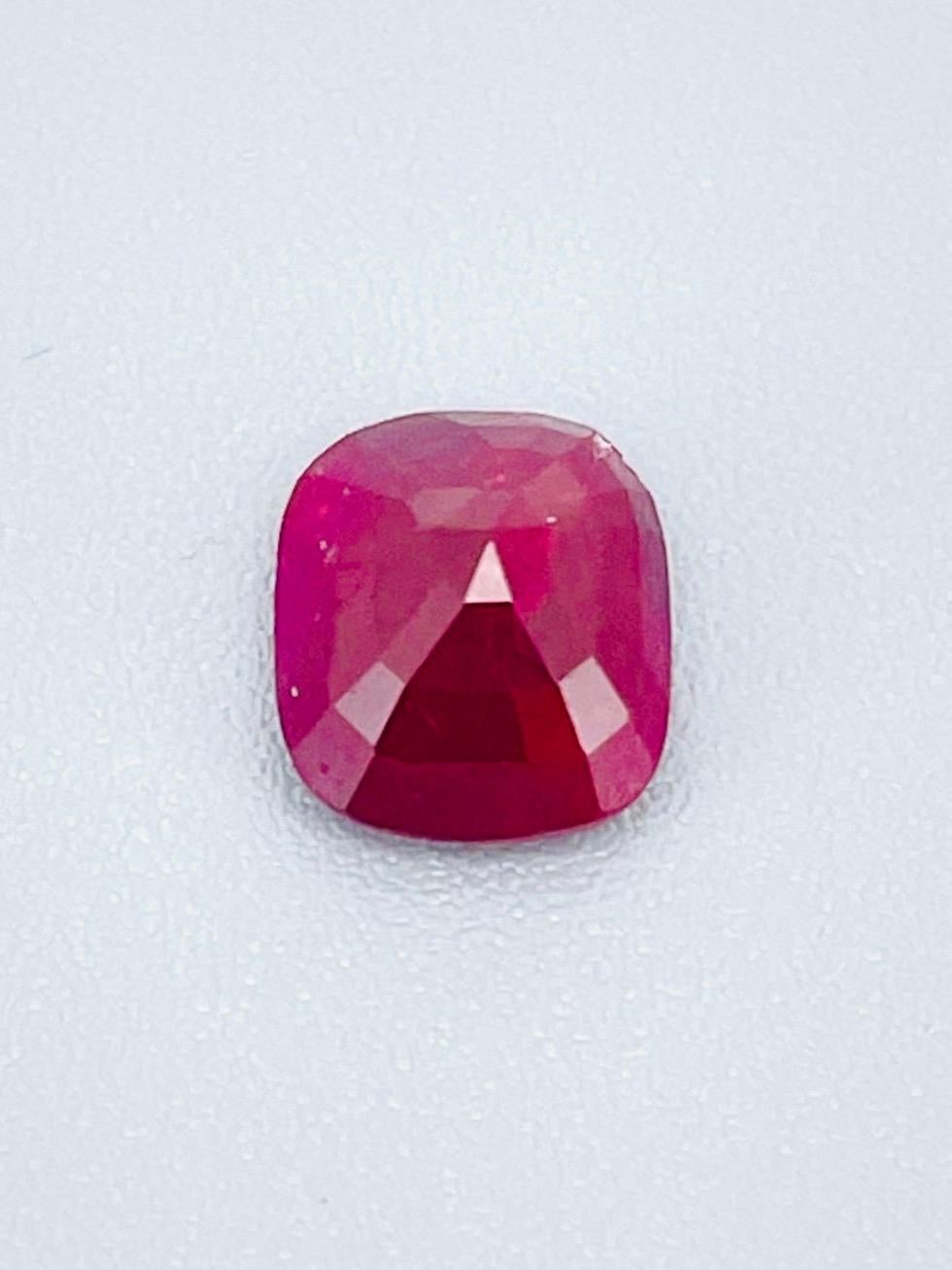 1.36 Ct GIA Certified Natural Unheated Burma Ruby  Pigeon Blood  Color For Sale 5