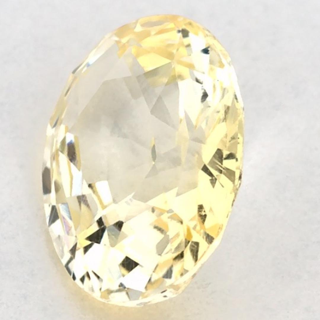 Donna 1.36 carati di zaffiro giallo ovale sfuso in vendita