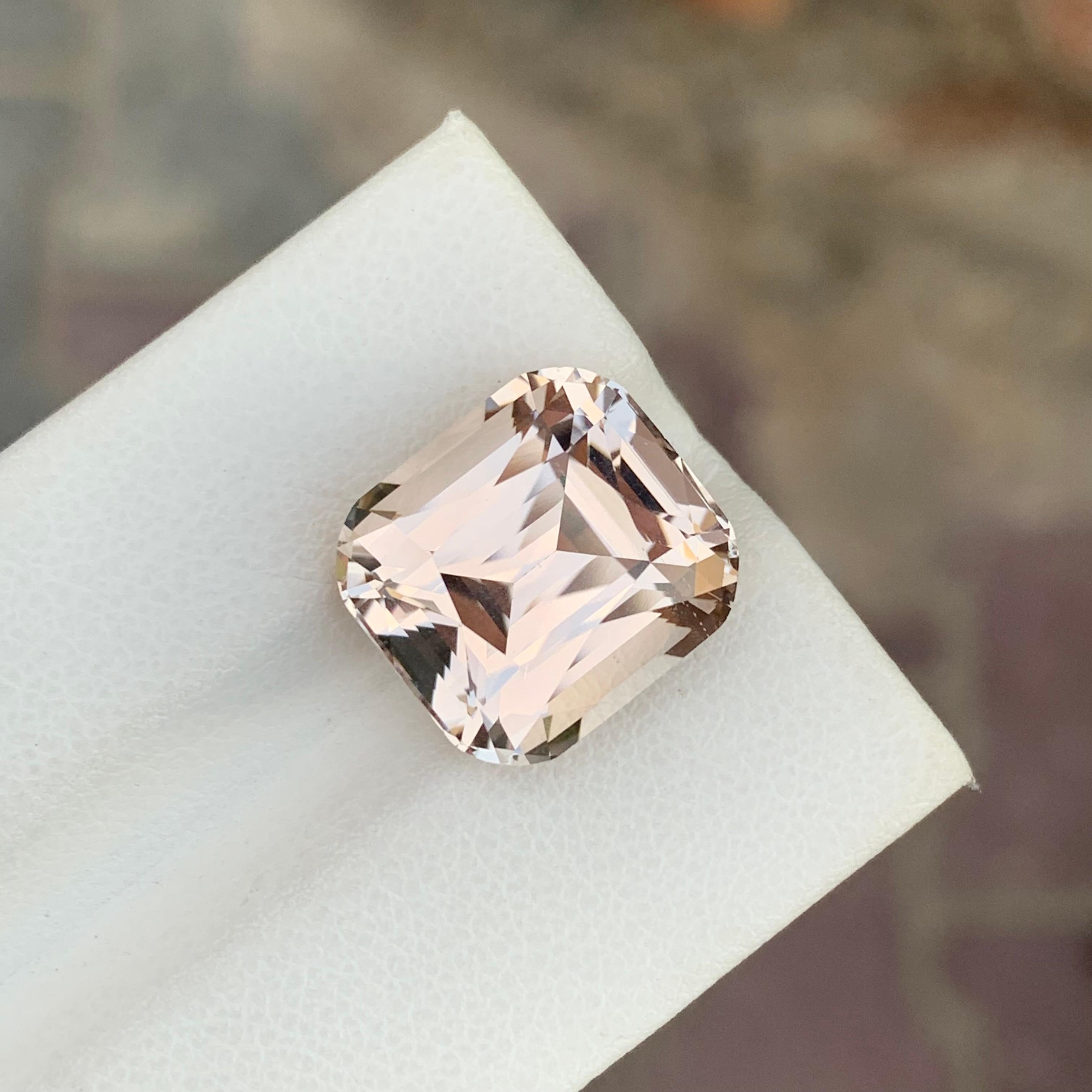 13.60 Carat Natural Faceted Golden Topaz Cushion Shape Gemstone For Sale 4