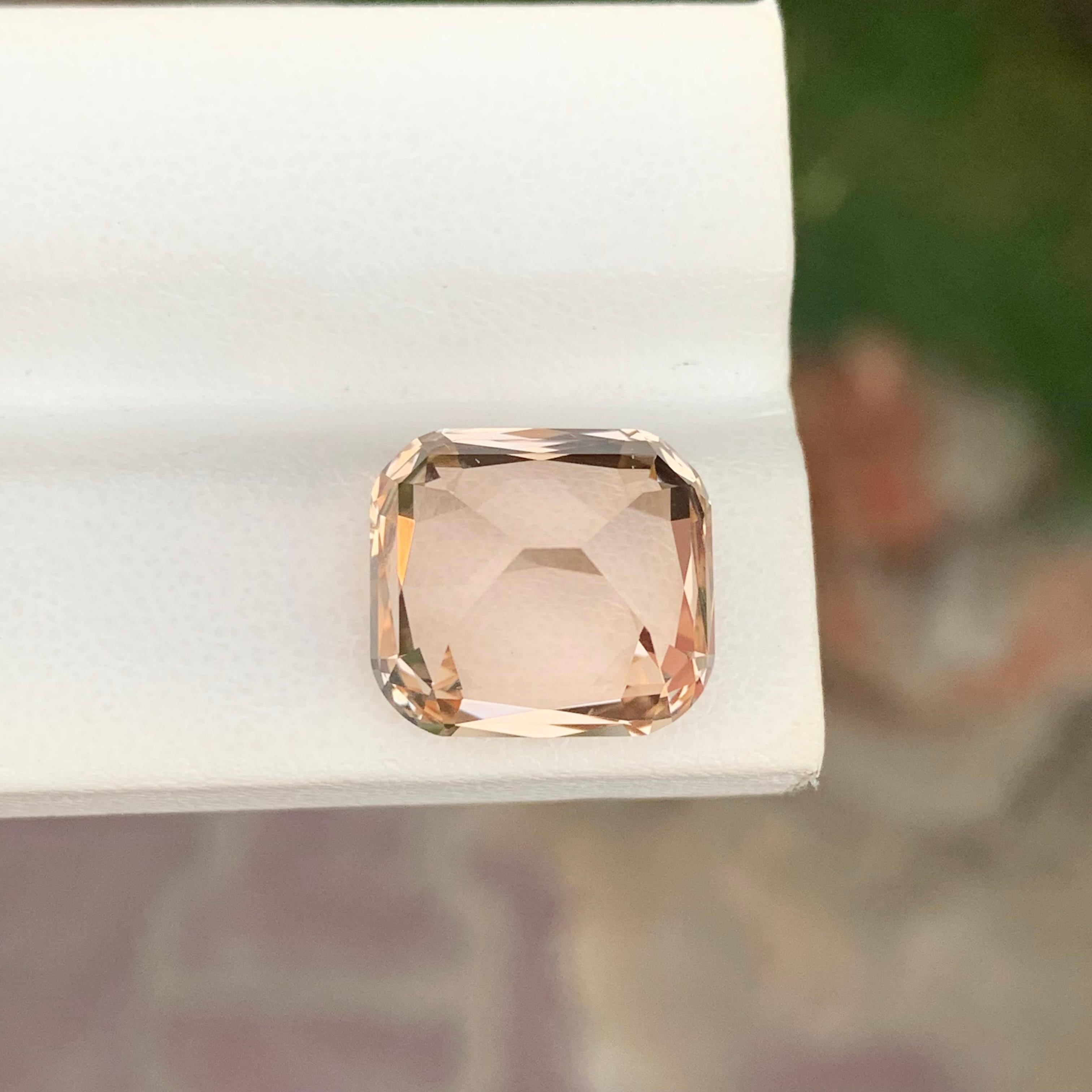 13.60 Carat Natural Faceted Golden Topaz Cushion Shape Gemstone For Sale 1