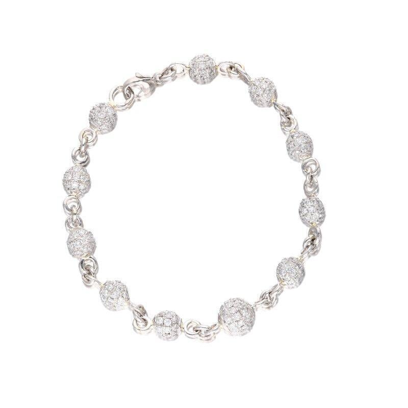 Title:
13.60 Carat Round Brilliant G SI1 Diamond Platinum Link Bracelet


Style:
Link


Metal:
Platinum


Gemstone 1:
13.6 Carat Diamond


Number of Stones:
70


Color:
G


Clarity:
SI1


Shape:
Round Brilliant


Dimension:
8-1/4 X 5/16