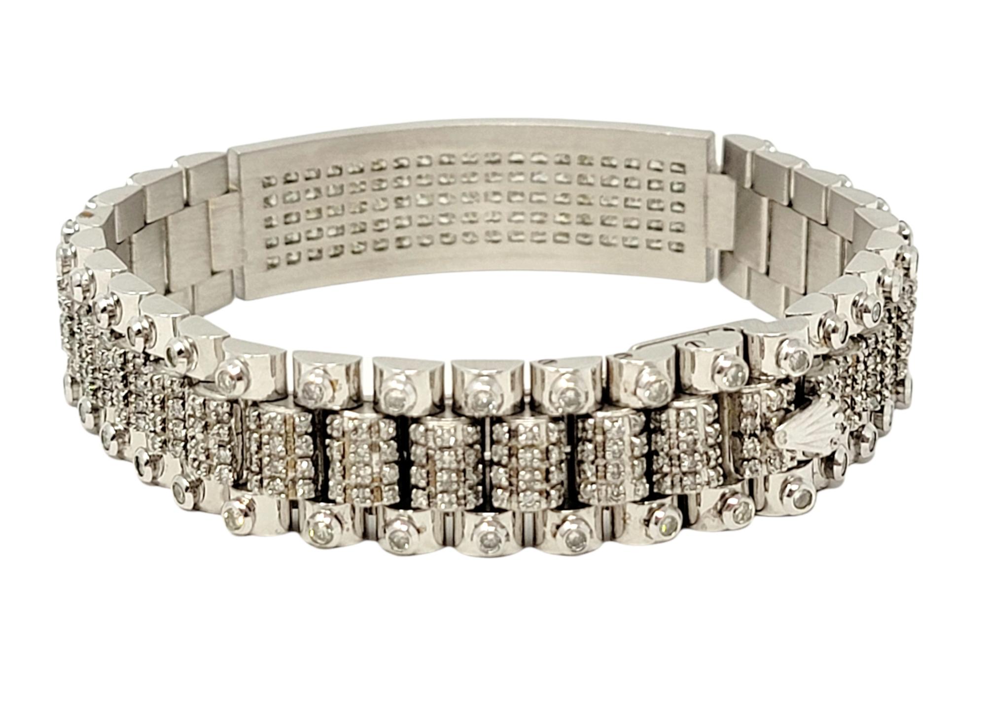 Bracelet à maillons de montre pour homme en or 18 carats avec diamants ronds et carrés de 13,60 carats Bon état - En vente à Scottsdale, AZ