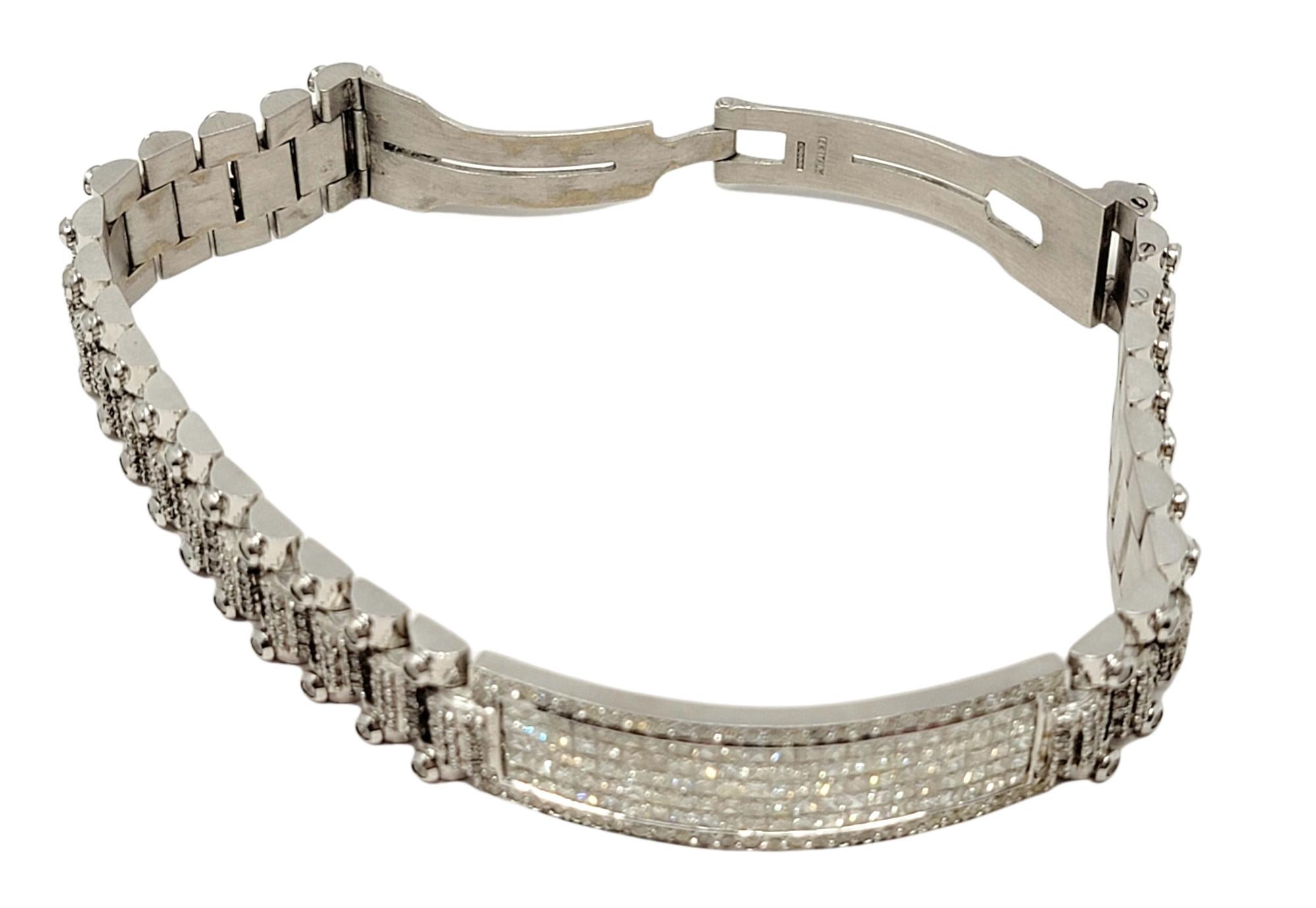 13.60 Carats Mens Round and Square Diamond Watch Link Bracelet in 18 Karat Gold In Good Condition For Sale In Scottsdale, AZ