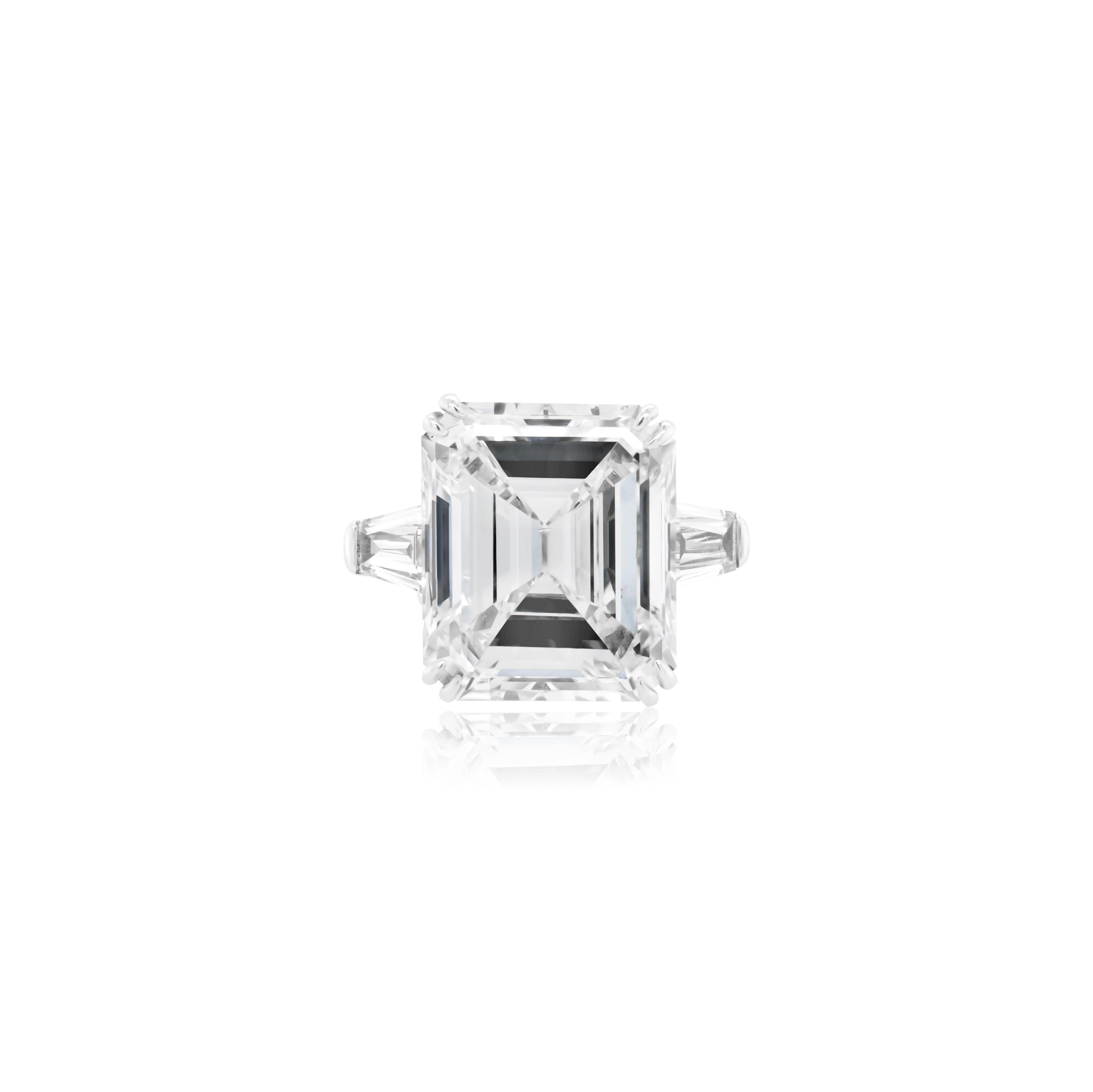 13.61 Carat Engagement Emerald Cut Diamond Ring  In New Condition For Sale In New York, NY