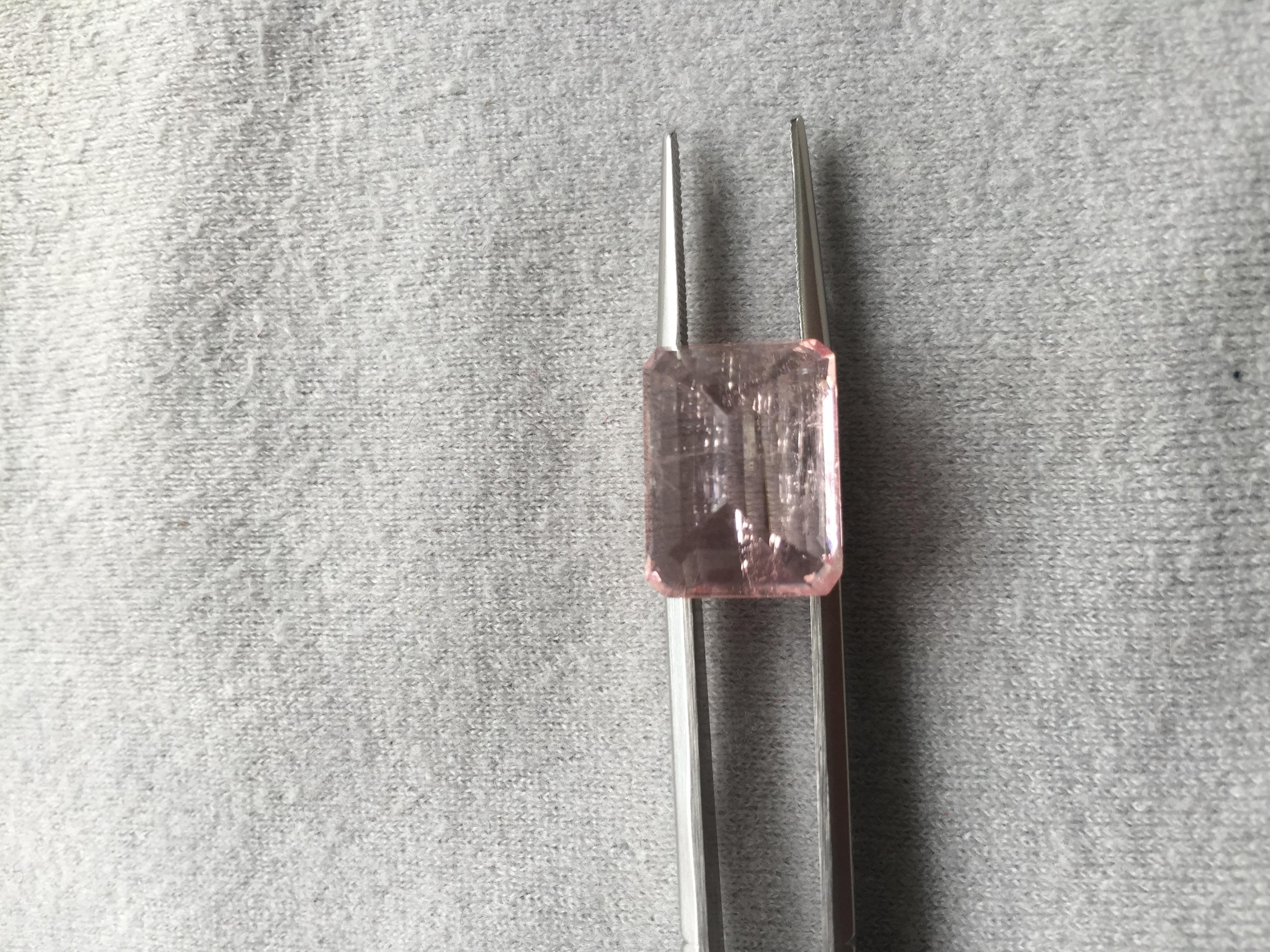 13.61 Carats Peach Pink Tourmaline Emerald Cut for Fine Jewelry Ring Gemstone In New Condition For Sale In Jaipur, RJ