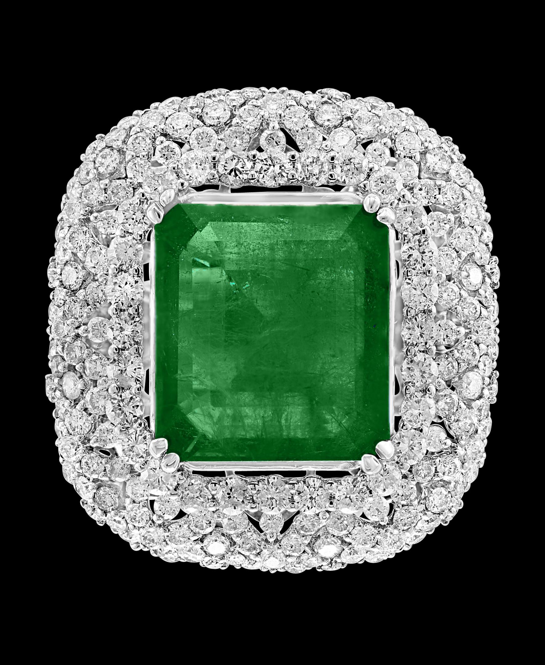 Women's or Men's  13.62 Carat  Emerald Cut  Emerald And 4.5 Carat Diamond 18K Gold Cocktail Ring 