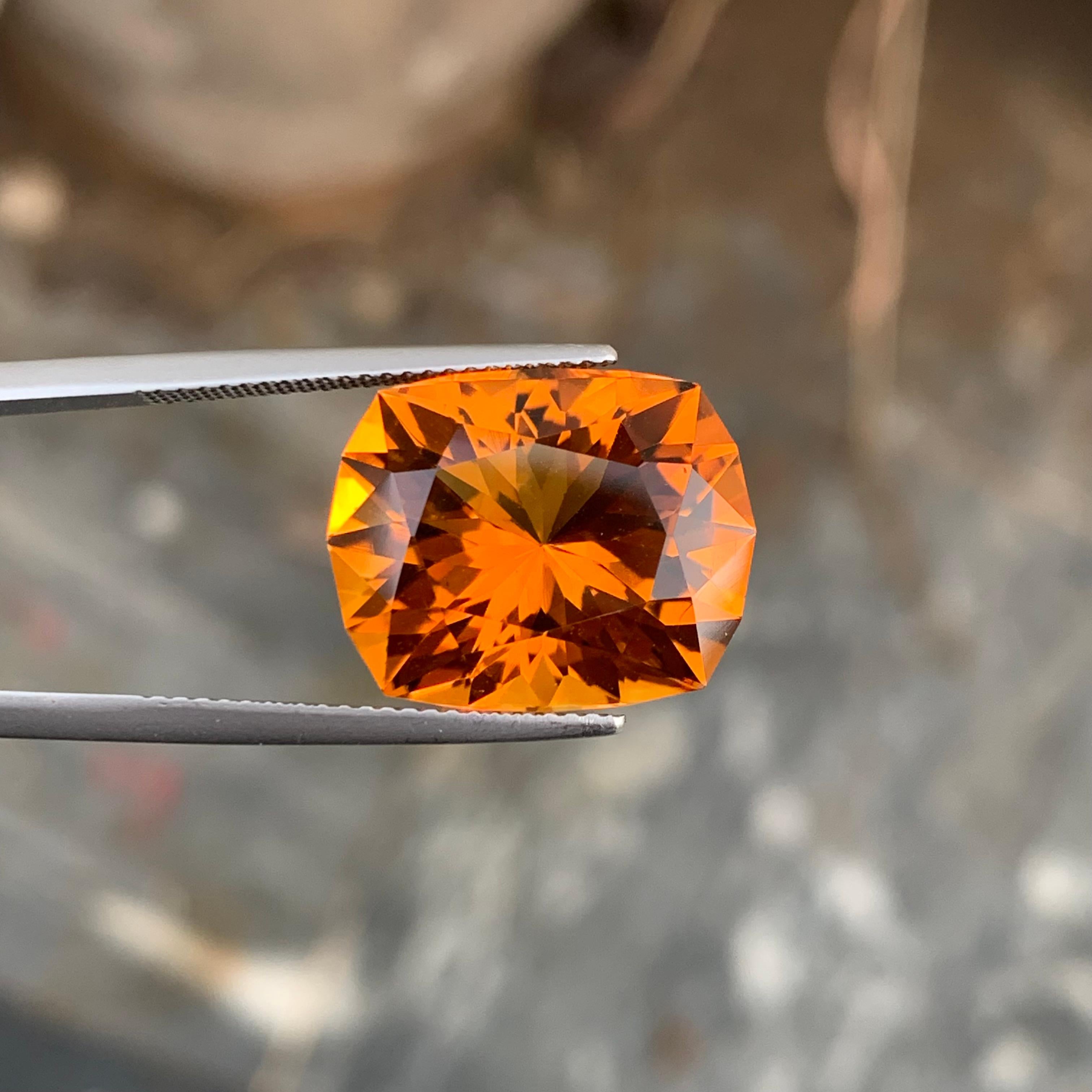 Women's or Men's 13.65 Carats Deep Orange Loose Mandarin Citrine Fancy Cut For Jewellery Making  For Sale