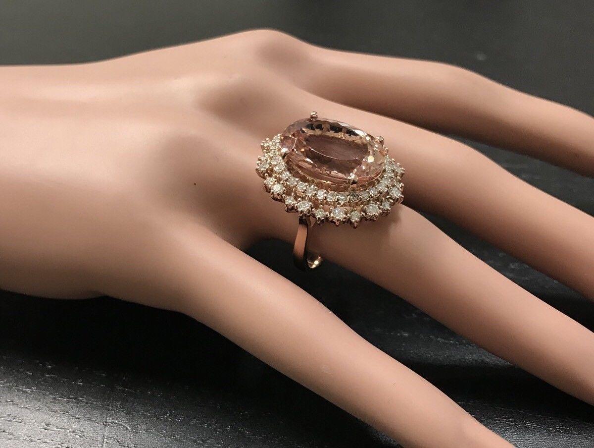 Exquisita Morganita Natural de 13,65 Quilates y Diamante Anillo de Oro Macizo de 14 Kilates en venta 1