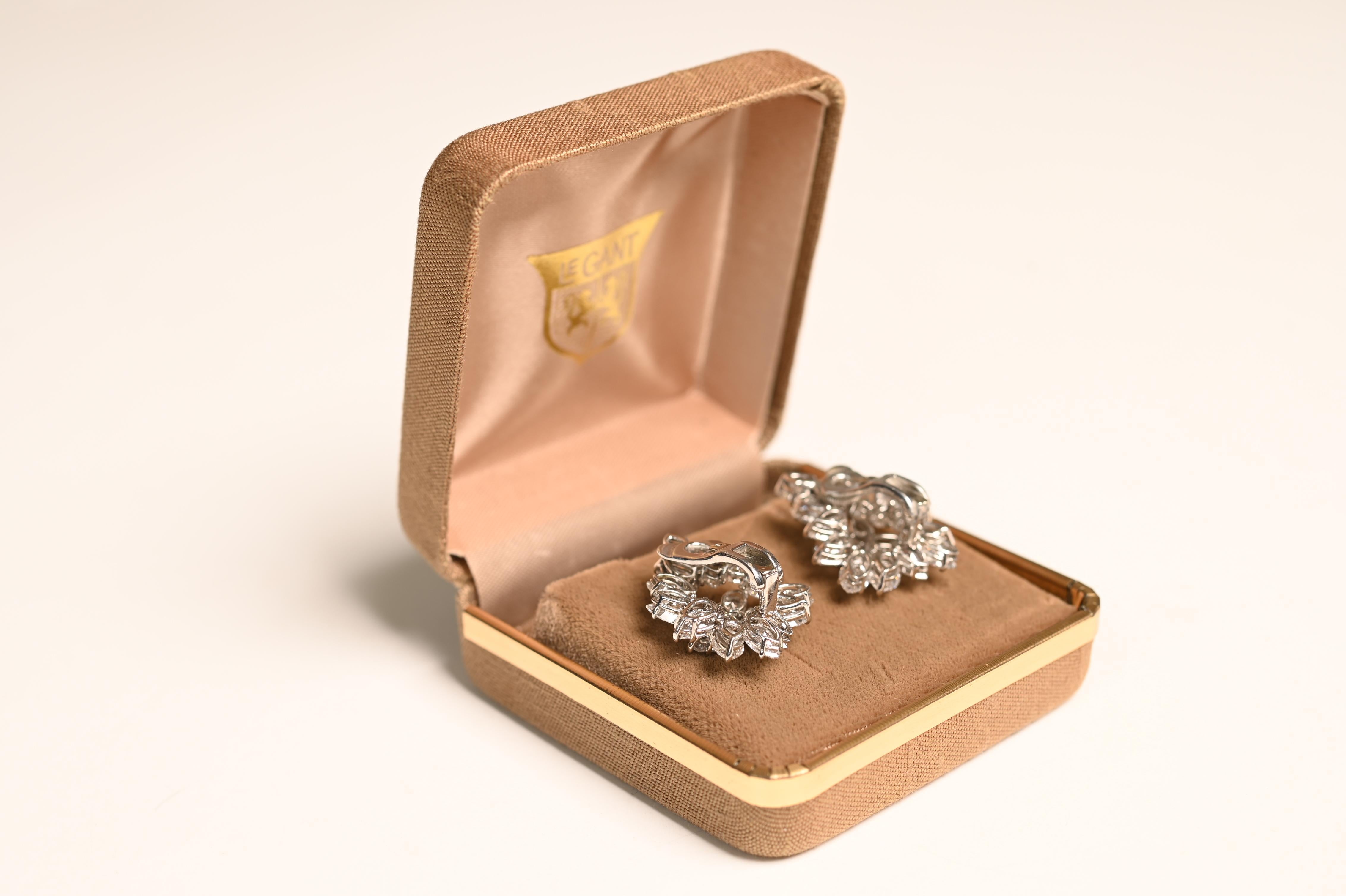 Taille Marquise Boucles d'oreilles en platine avec diamants marquises (environ 13,60 carats) en vente