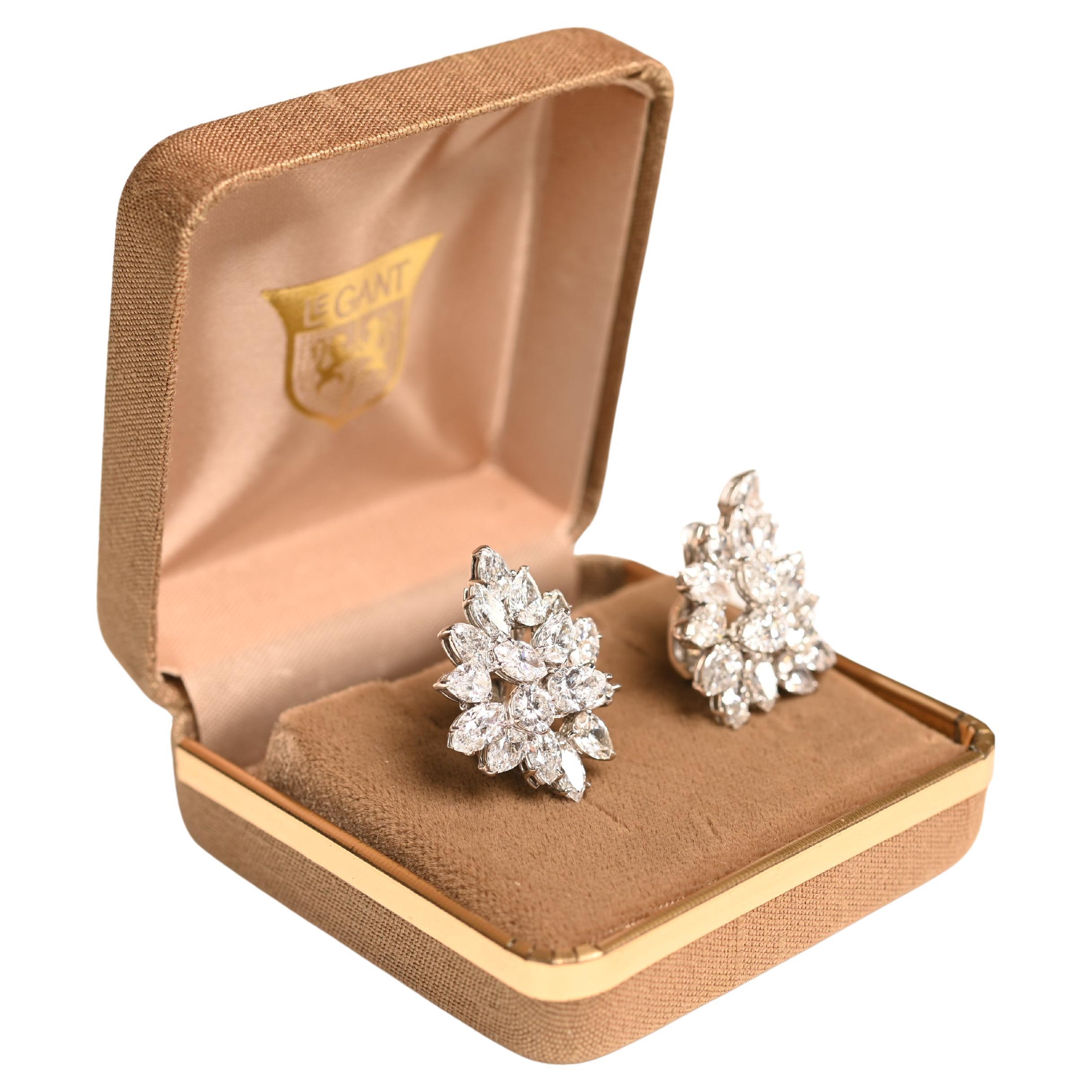 Boucles d'oreilles en platine avec diamants marquises (environ 13,60 carats) en vente