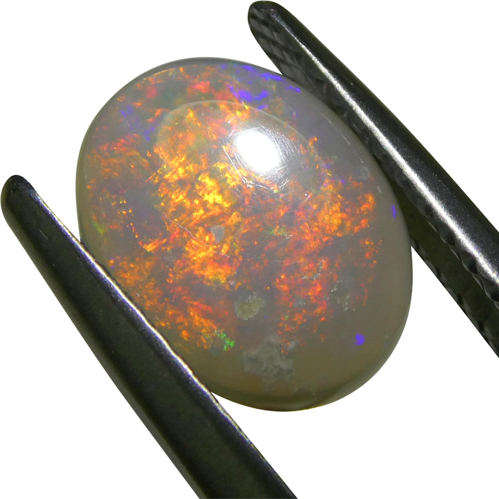 Ópalo gris cabujón oval de 1.36 ct de Australia Corte oval en venta