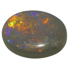 1.36 Karat ovaler grauer Opal im Cabochon-Schliff aus Australien