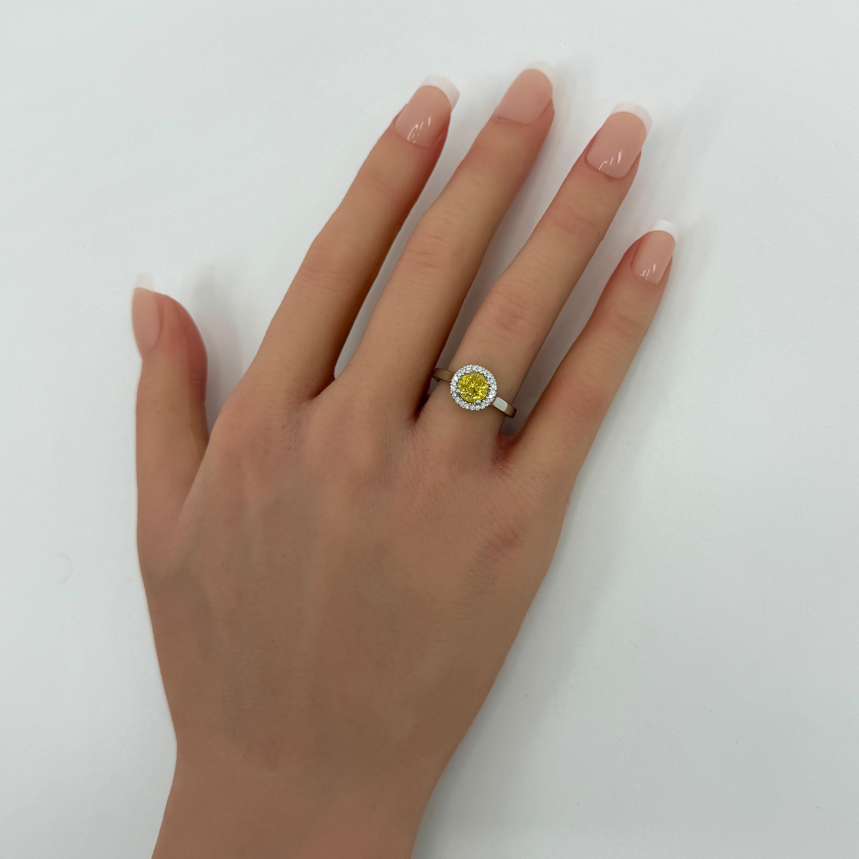 1.36ct Vivid Yellow Round Cut Natural Sapphire & Diamond Platinum Halo Ring For Sale 3