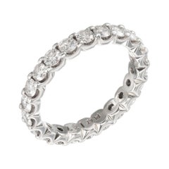 Anillo Eterno de Platino con Diamante de 1.37 Quilates