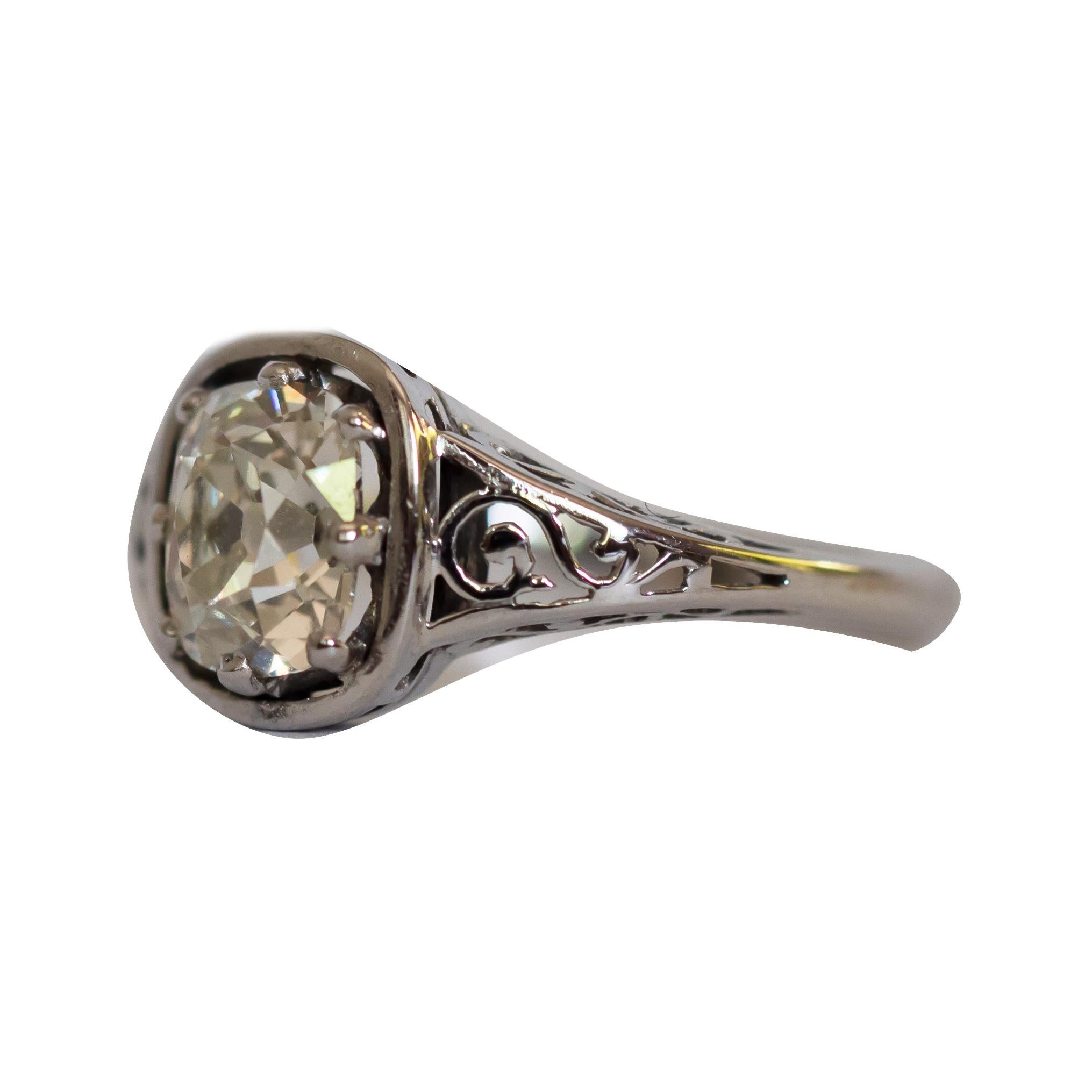 Edwardian 1.37 Carat Diamond White Gold Engagement Ring For Sale