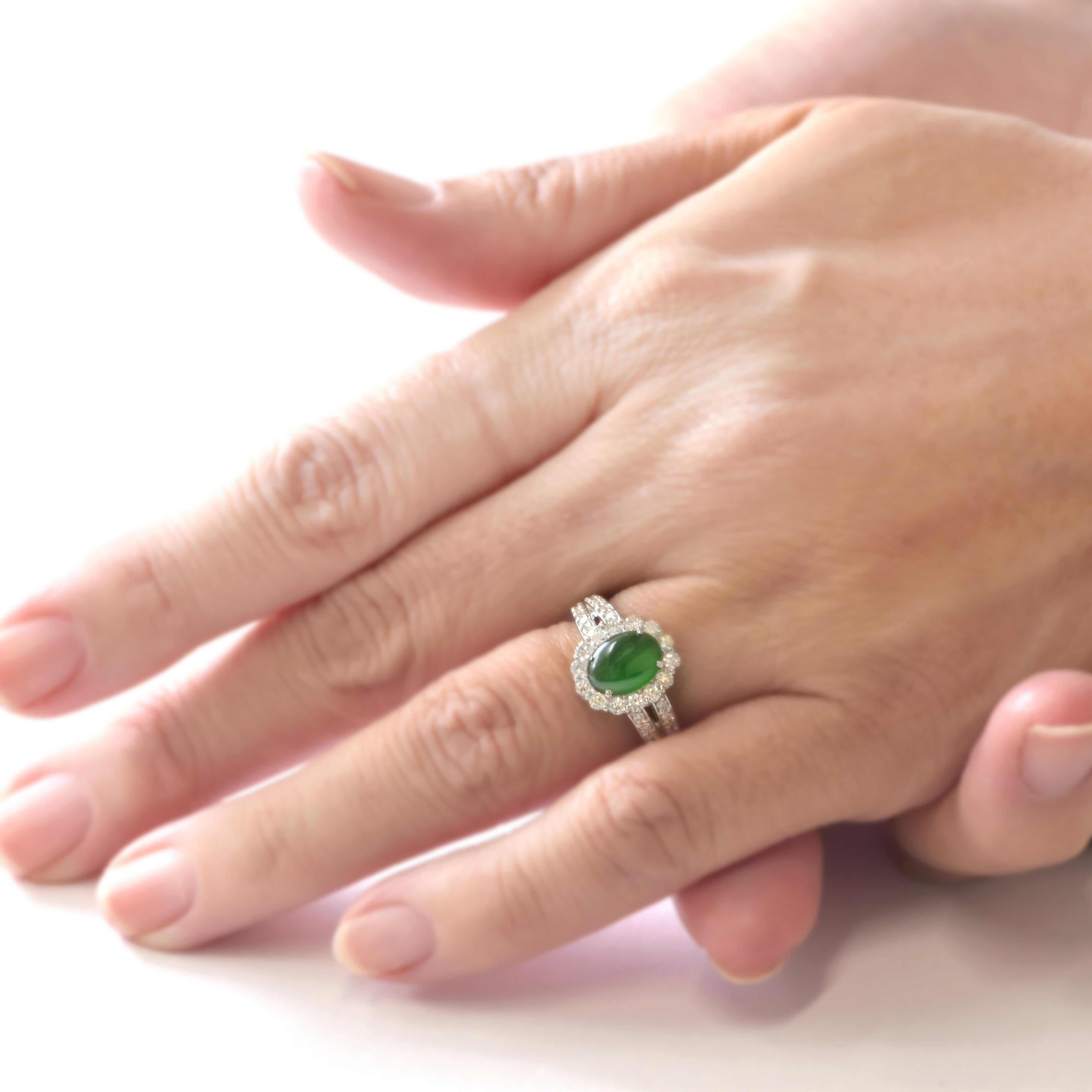 1.37 Carat Natural Type A Jade and Diamond Ring Made in Platinum For Sale 1