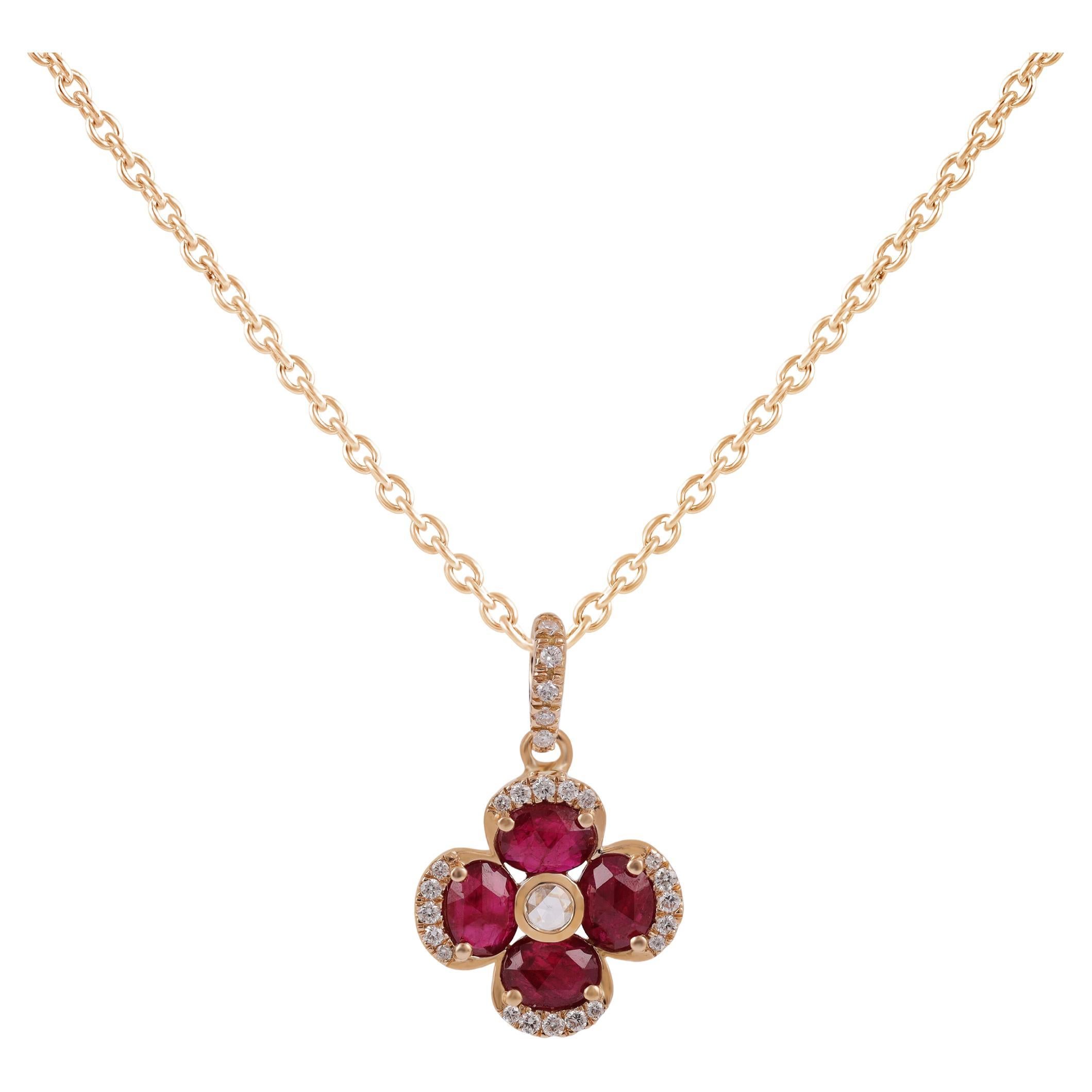 Collar de cadena con colgante de rubí talla oval de 1,37 quilates en oro de 18 quilates con diamante