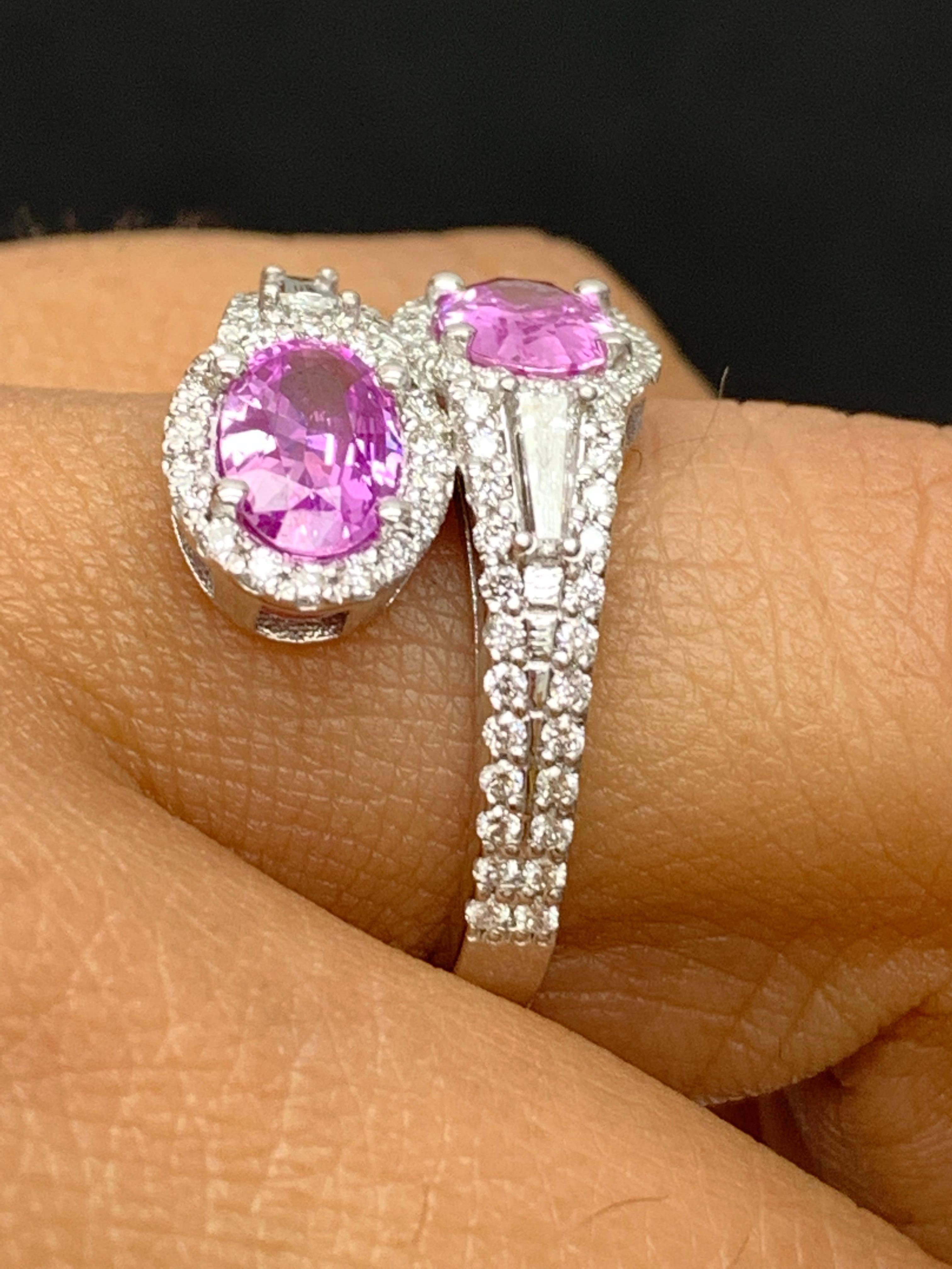 1.37 Carat Ovalcut Pink Sapphire Diamond Toi Et Moi Engagementring 14K Whitegold For Sale 4
