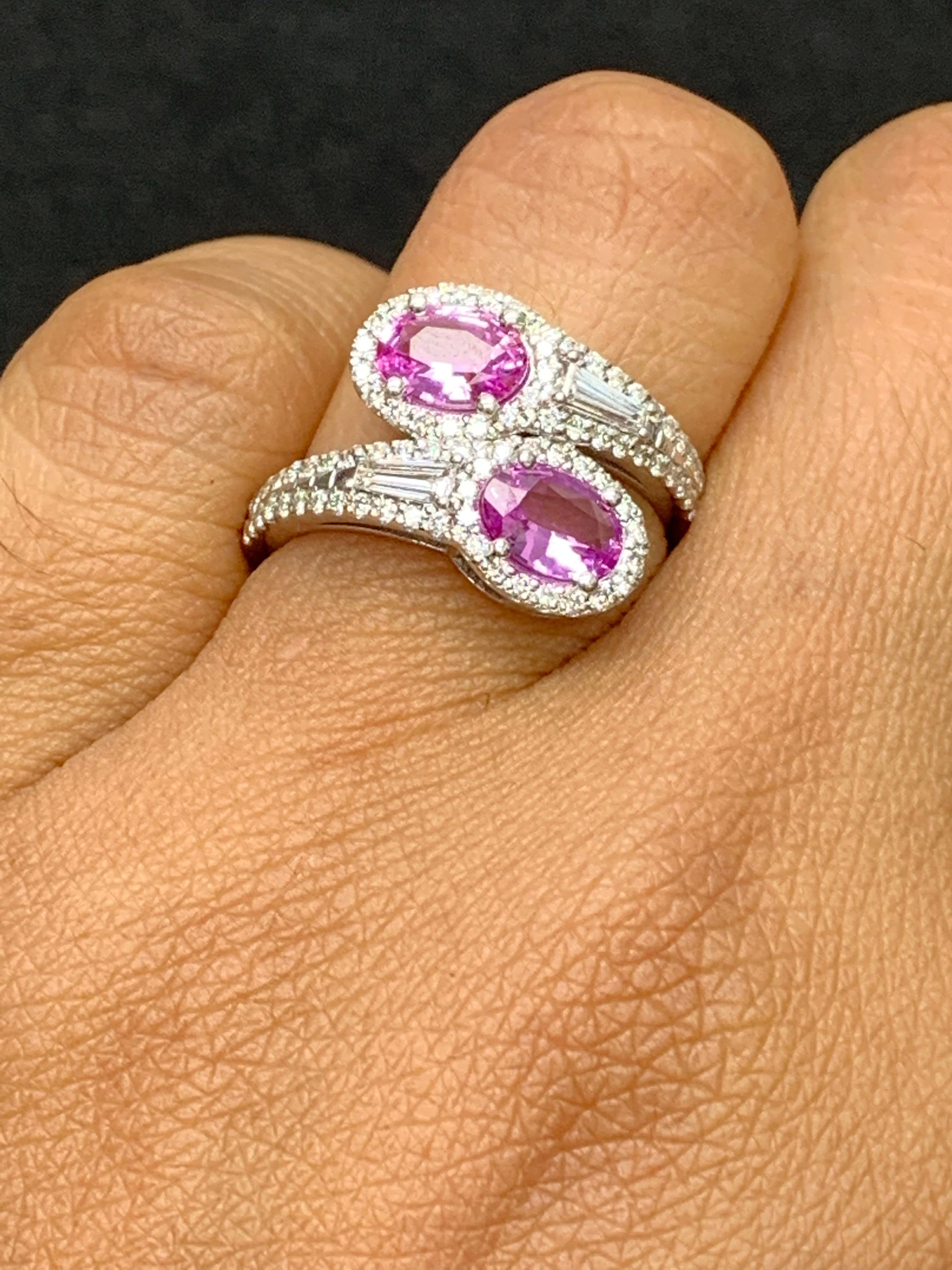Oval Cut 1.37 Carat Ovalcut Pink Sapphire Diamond Toi Et Moi Engagementring 14K Whitegold For Sale