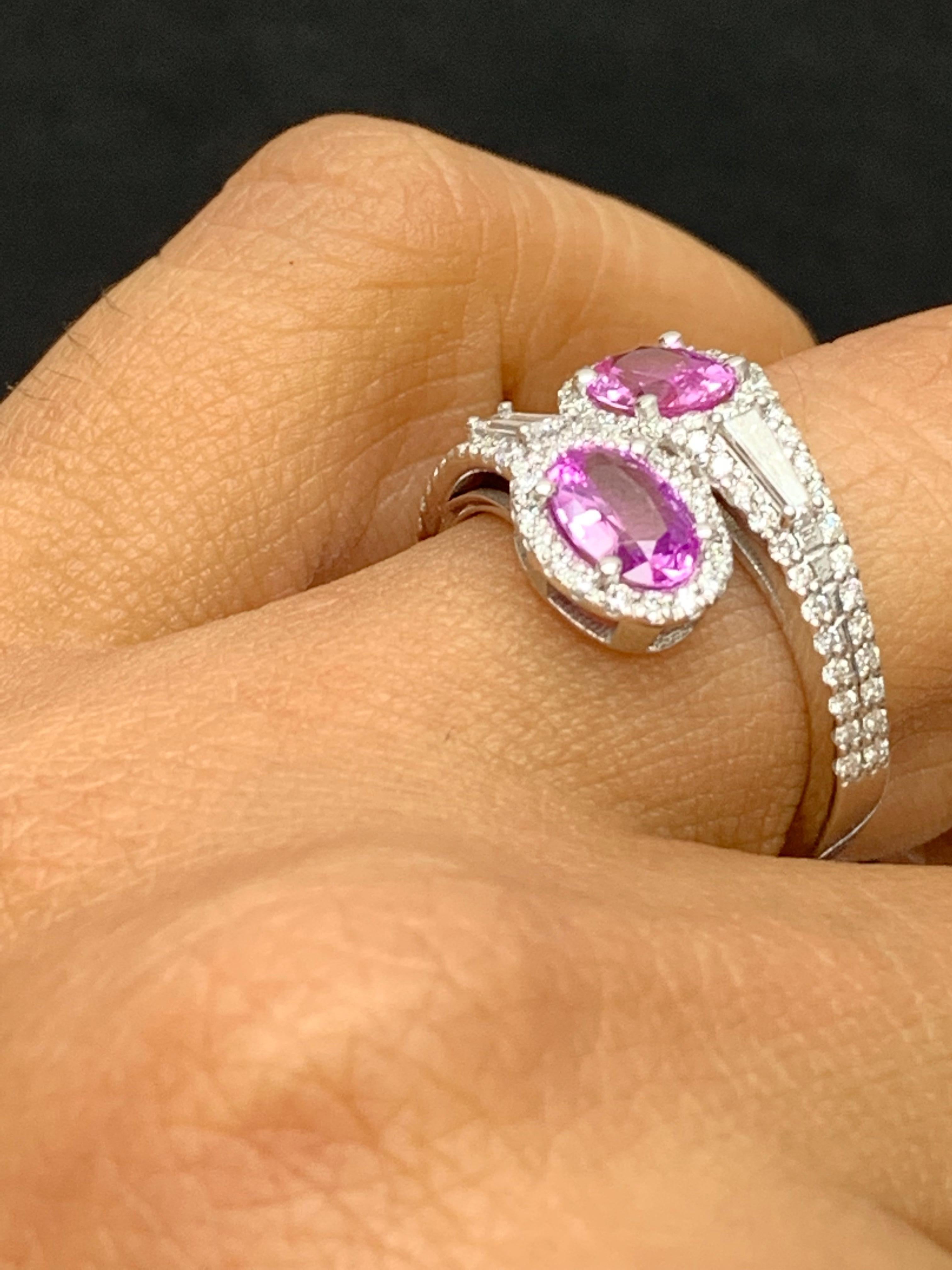 Women's 1.37 Carat Ovalcut Pink Sapphire Diamond Toi Et Moi Engagementring 14K Whitegold For Sale