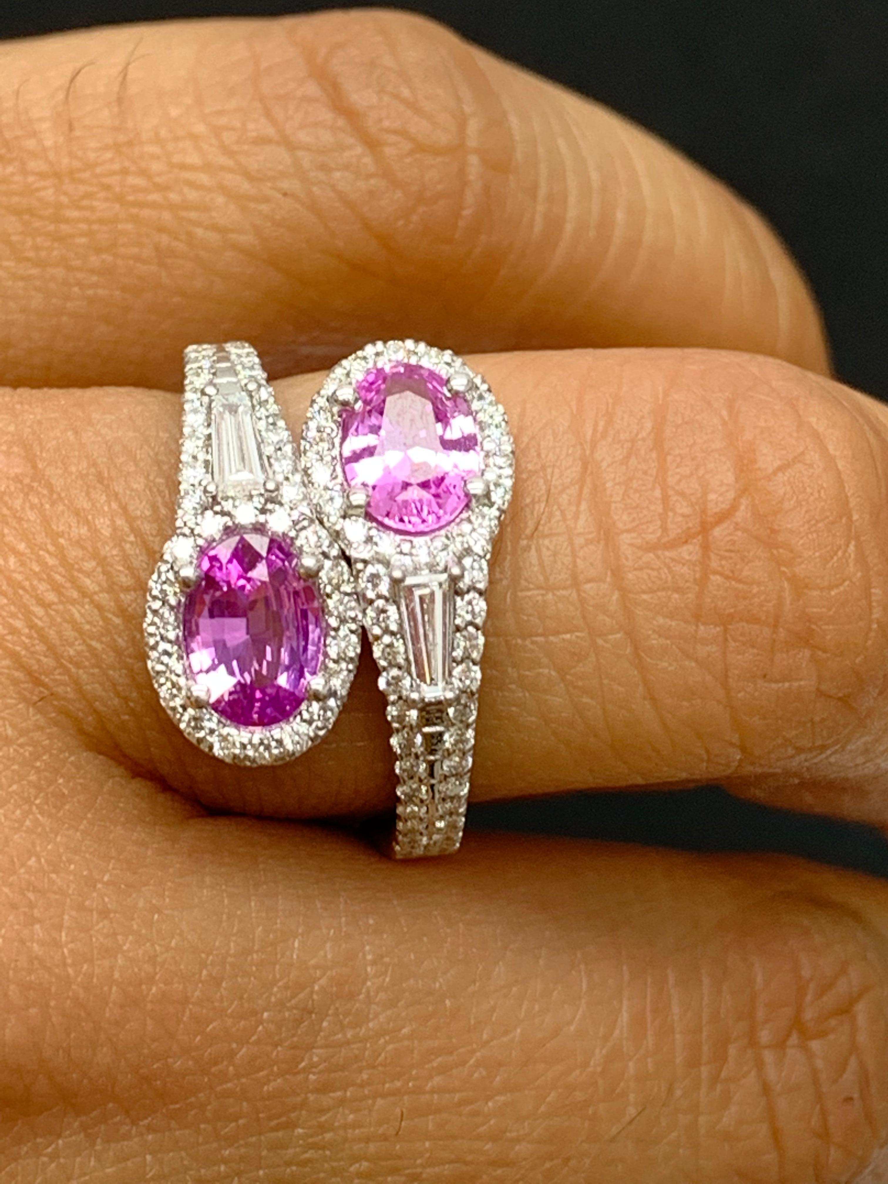 1.37 Carat Ovalcut Pink Sapphire Diamond Toi Et Moi Engagementring 14K Whitegold For Sale 1