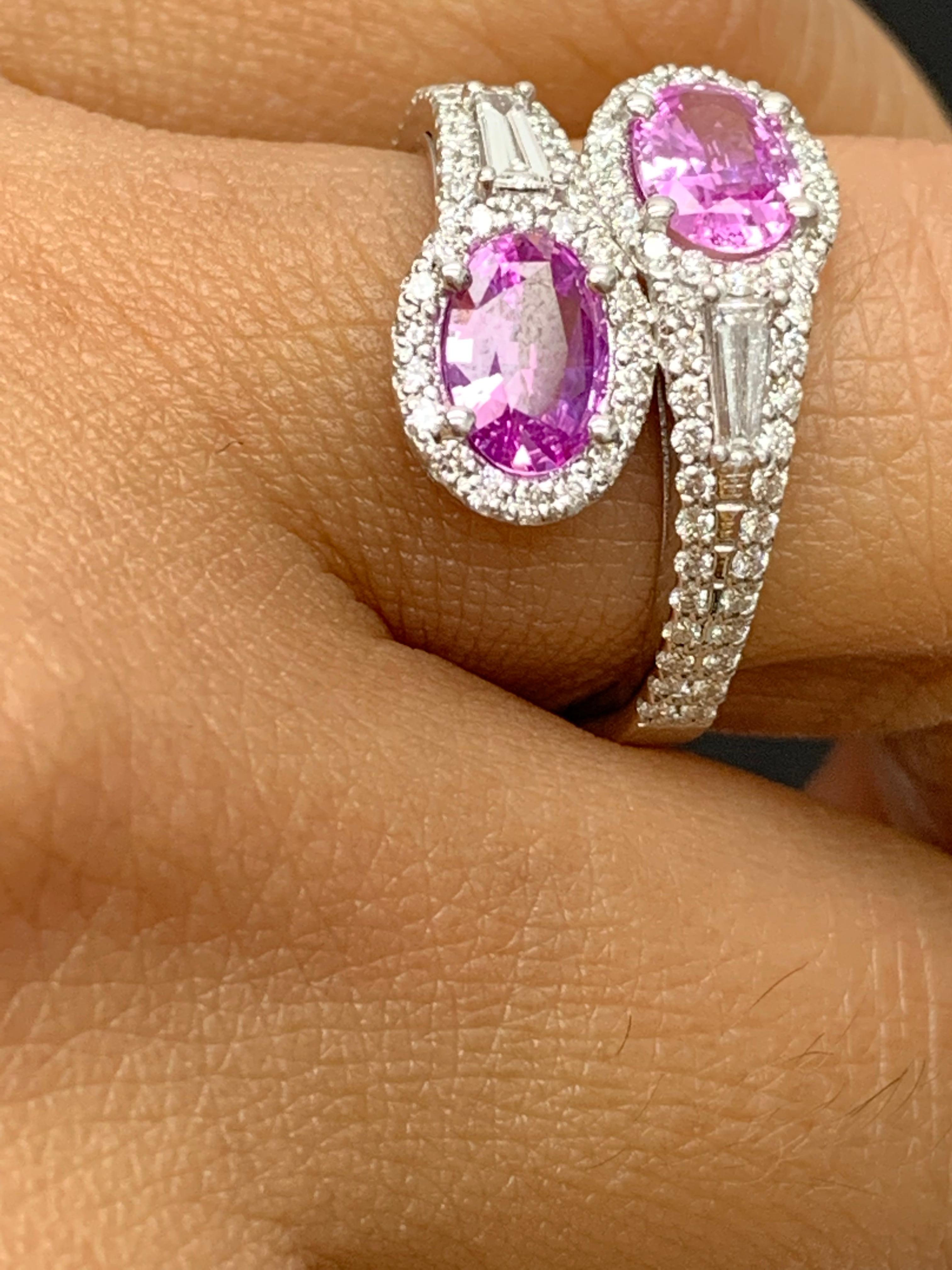 1.37 Carat Ovalcut Pink Sapphire Diamond Toi Et Moi Engagementring 14K Whitegold For Sale 3
