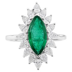 Esmeralda de Zambia de 1,37 quilates Anillo de diamantes SI/H de 1,05 quilates Oro blanco de 14 quilates